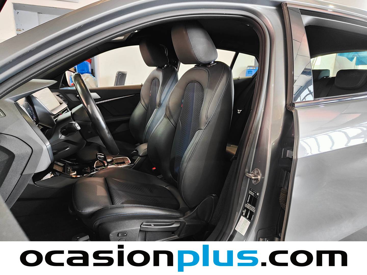 Foto asientos delanteros BMW Serie 1 BMW Serie 1 118i (140 CV)