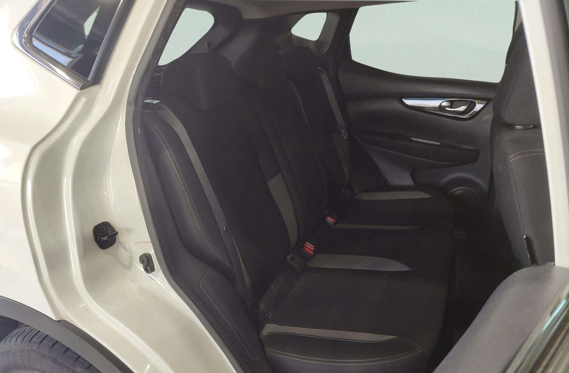 Nissan Qashqai dCi 110 Acenta 4x2 - foto 16