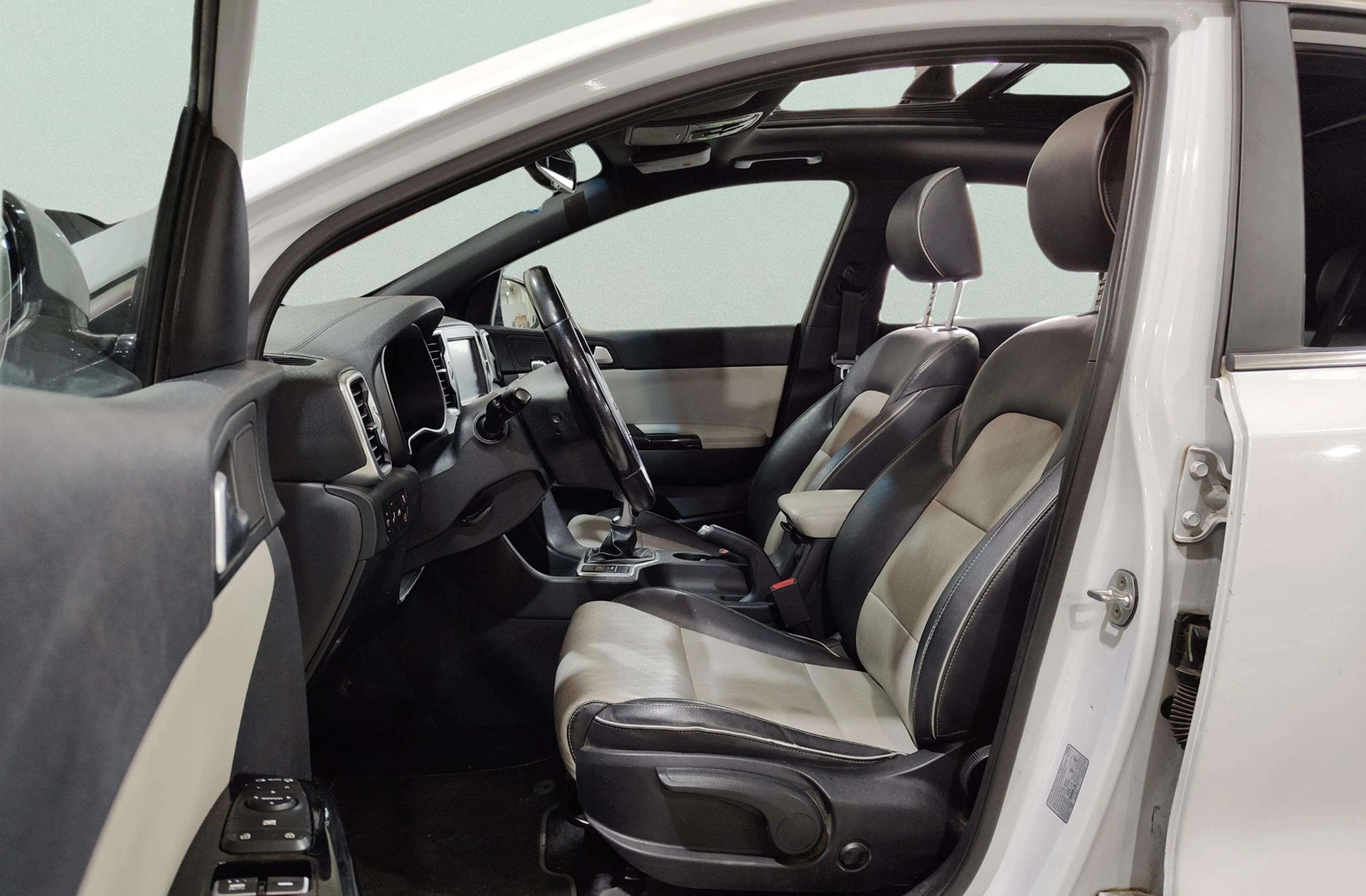 Kia Sportage 2.0 CRDi VGT GT Line 4x2 - foto 12