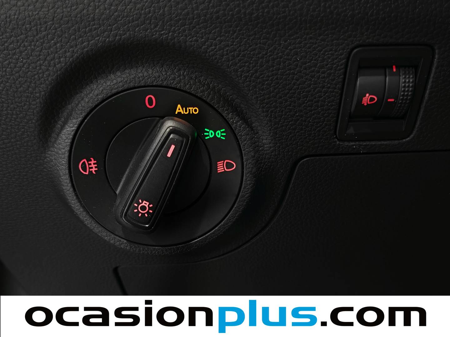 Extras y acabados del Seat Ibiza Seat Ibiza 1.0 EcoTSI Reference Plus (95 CV)