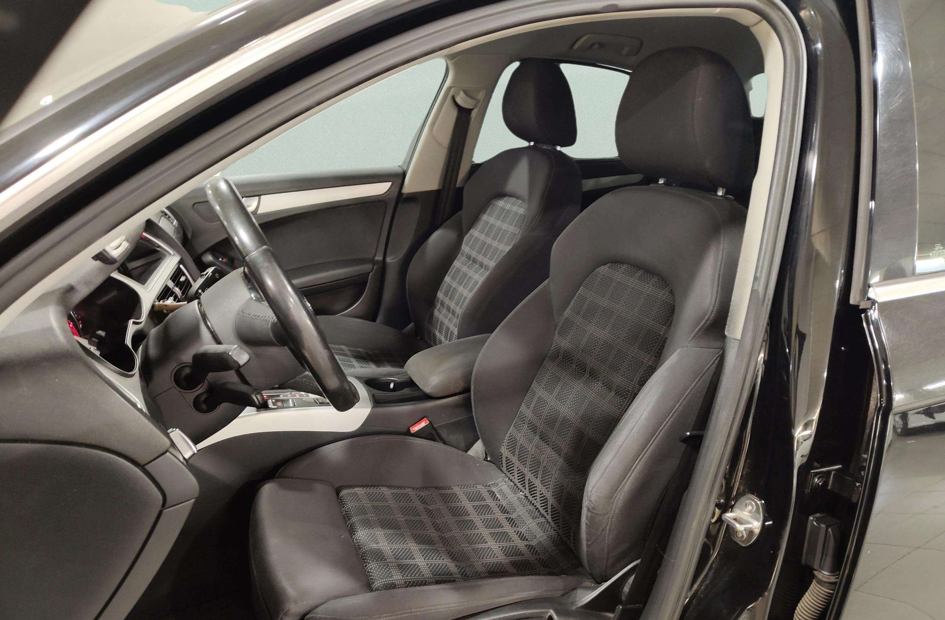 Audi A4 S line edition 2.0 TDI clean diesel multitronic - foto 9