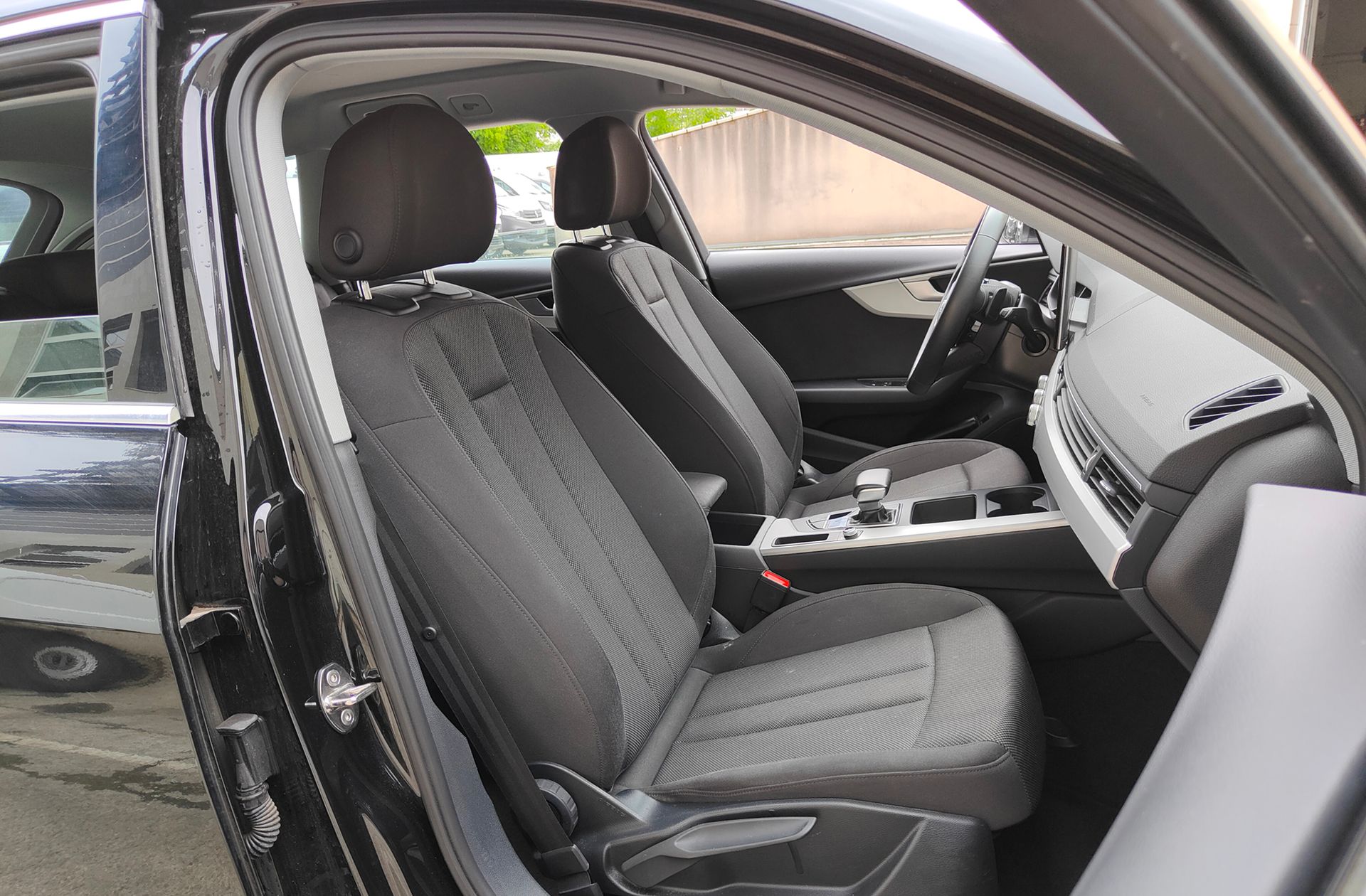 Audi A4 Avant Black Line 35 TFSI S Tronic - foto 18
