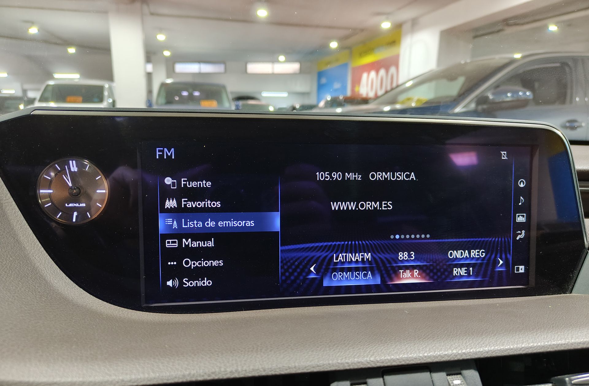 Lexus ES 300h Luxury - foto 45