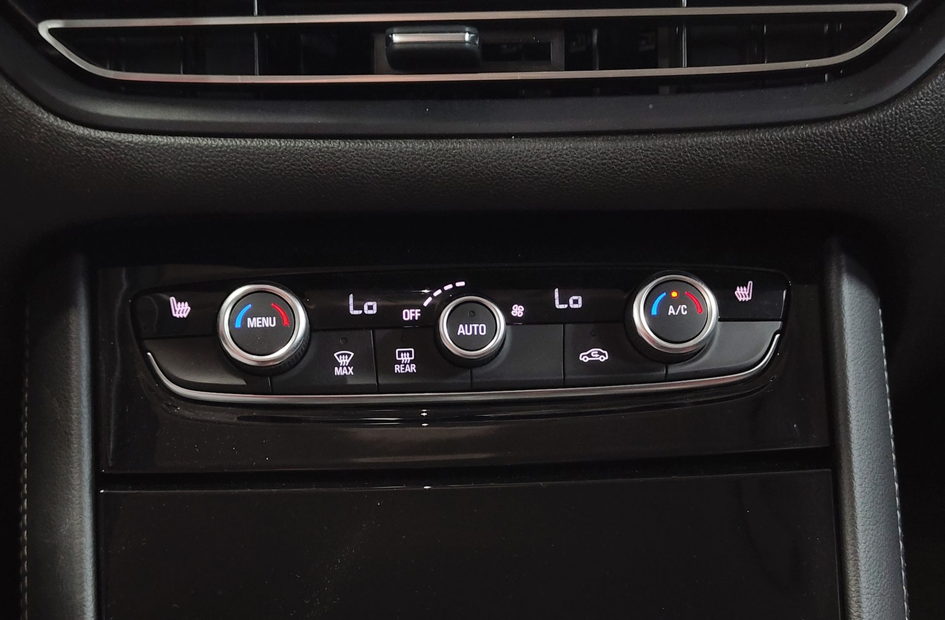 Opel Grandland 1.2 Turbo XHT GS - foto 35