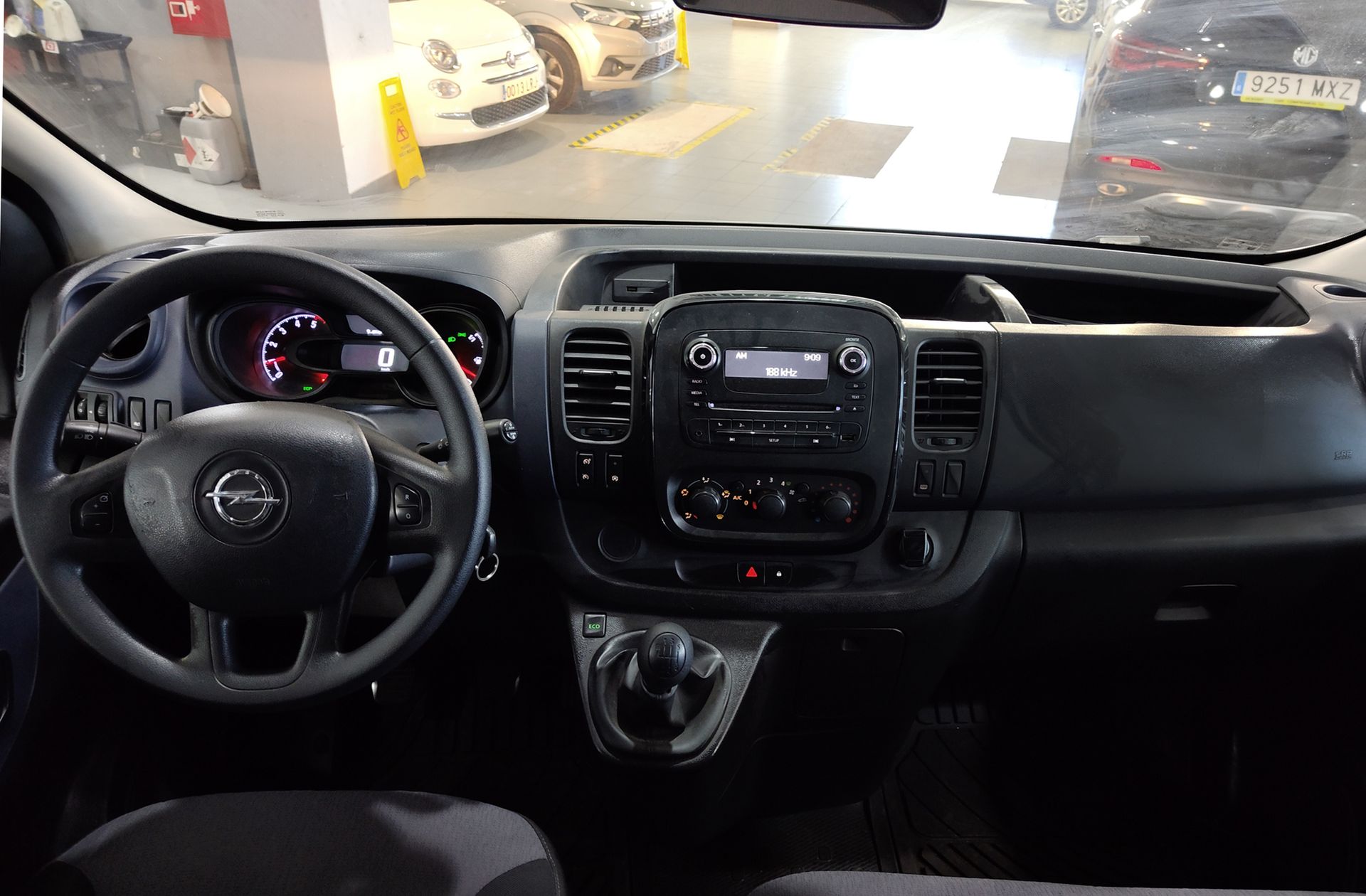 Opel Vivaro Combi 1.6 CDTI Biturbo 27 L1 9 plazas - foto 6