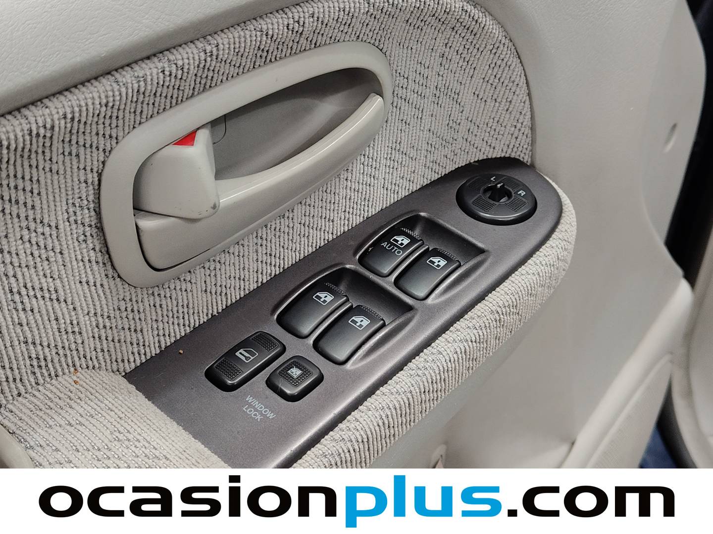 Hyundai Trajet Hyundai Trajet 2.0 16v CVVT GLS 7 Plazas 104 kW (141 CV) seminuevo