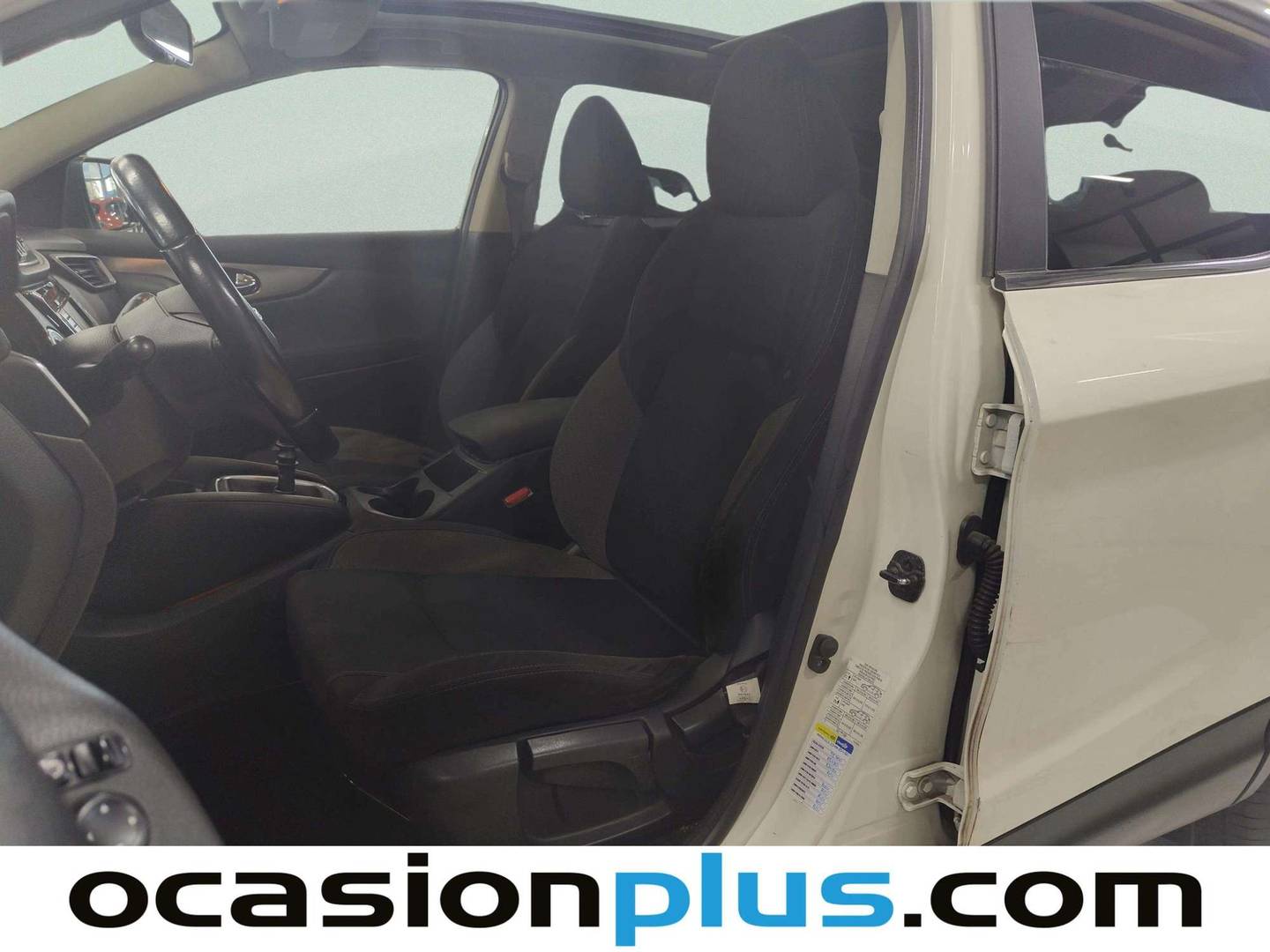 Foto asientos delanteros Nissan QASHQAI Nissan Qashqai DIG-T 115 N-Connecta (115 CV)