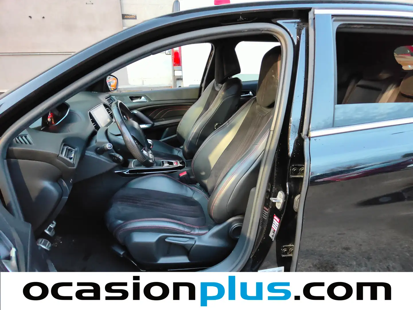 Foto Peugeot 308 Peugeot 308 GT 205 (205 CV)