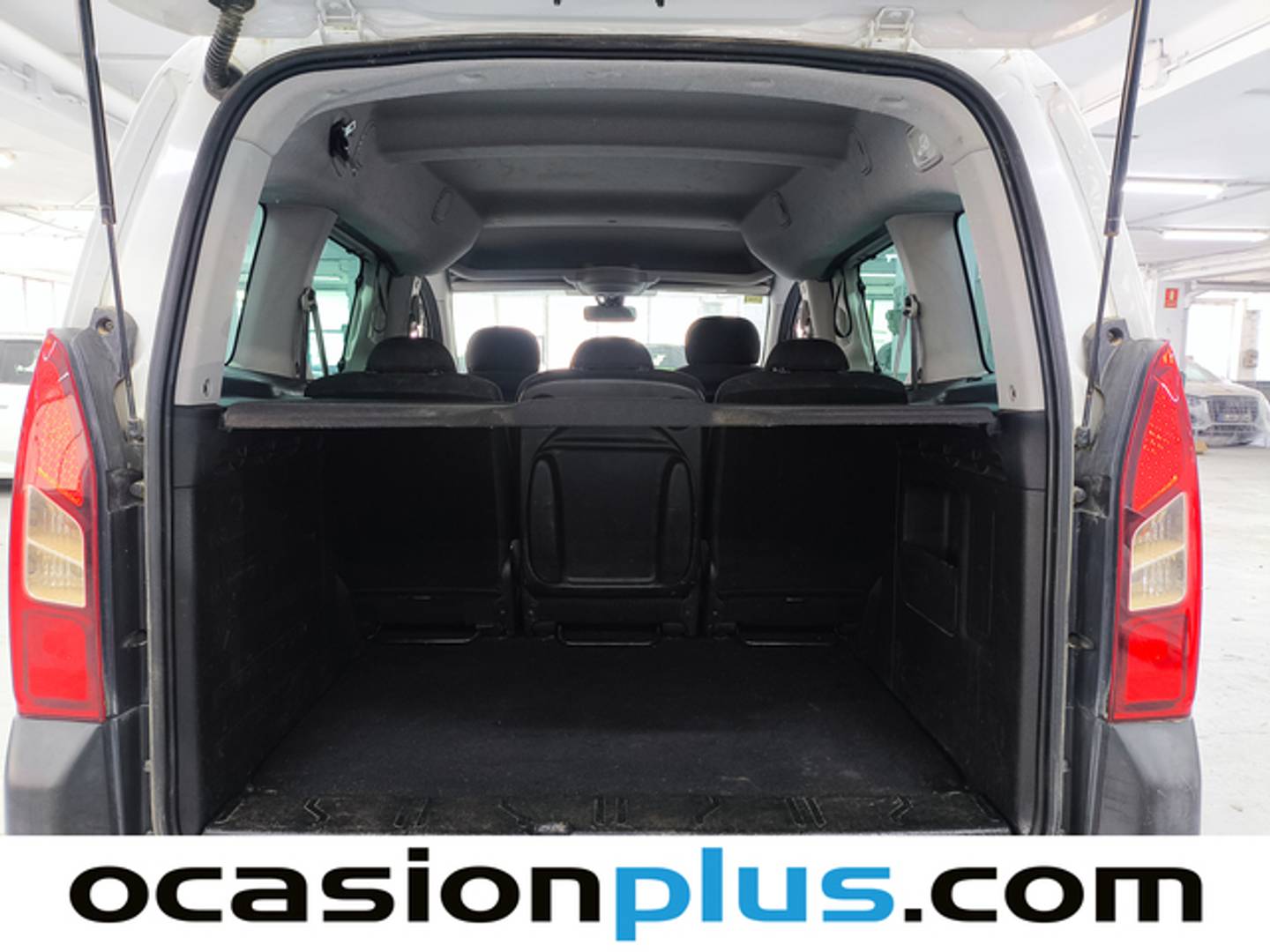 Fotos maletero Citroën Berlingo Citroën Berlingo Combi BlueHDi 100 Multispace 20 Aniversario (100 CV)