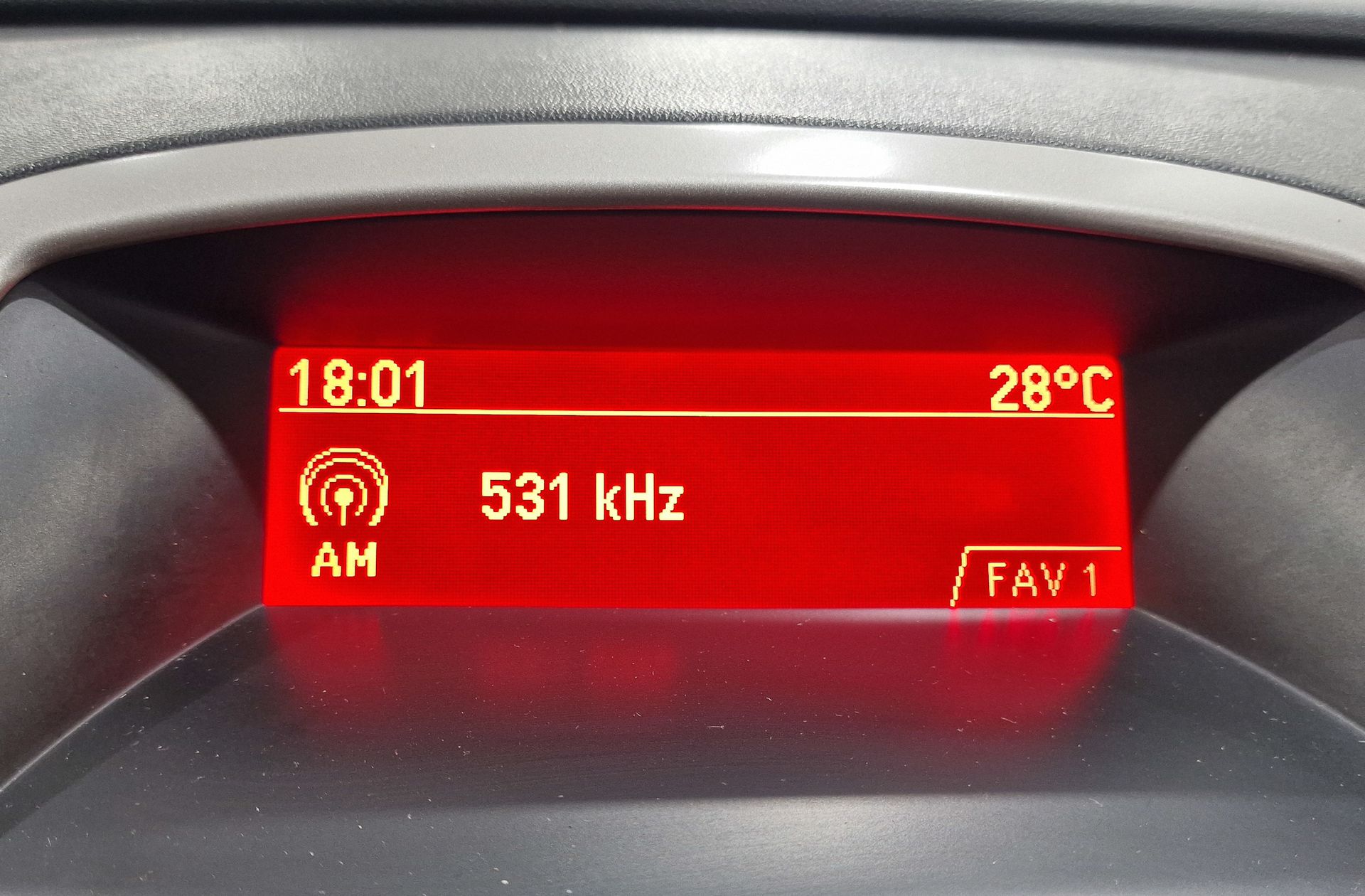 Opel Astra 1.6 Selective - foto 25