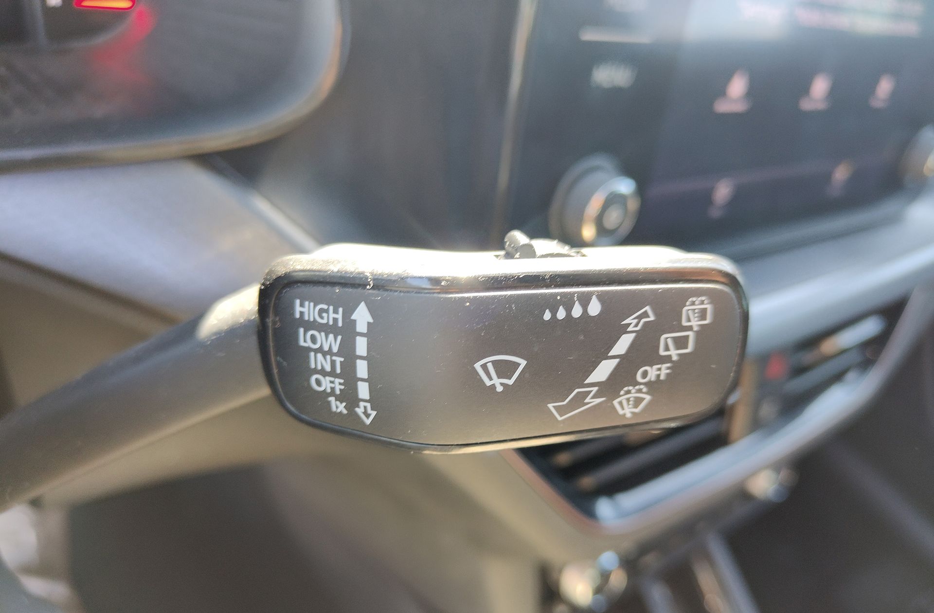 Škoda Kamiq 1.0 TSI Style DSG - foto 23