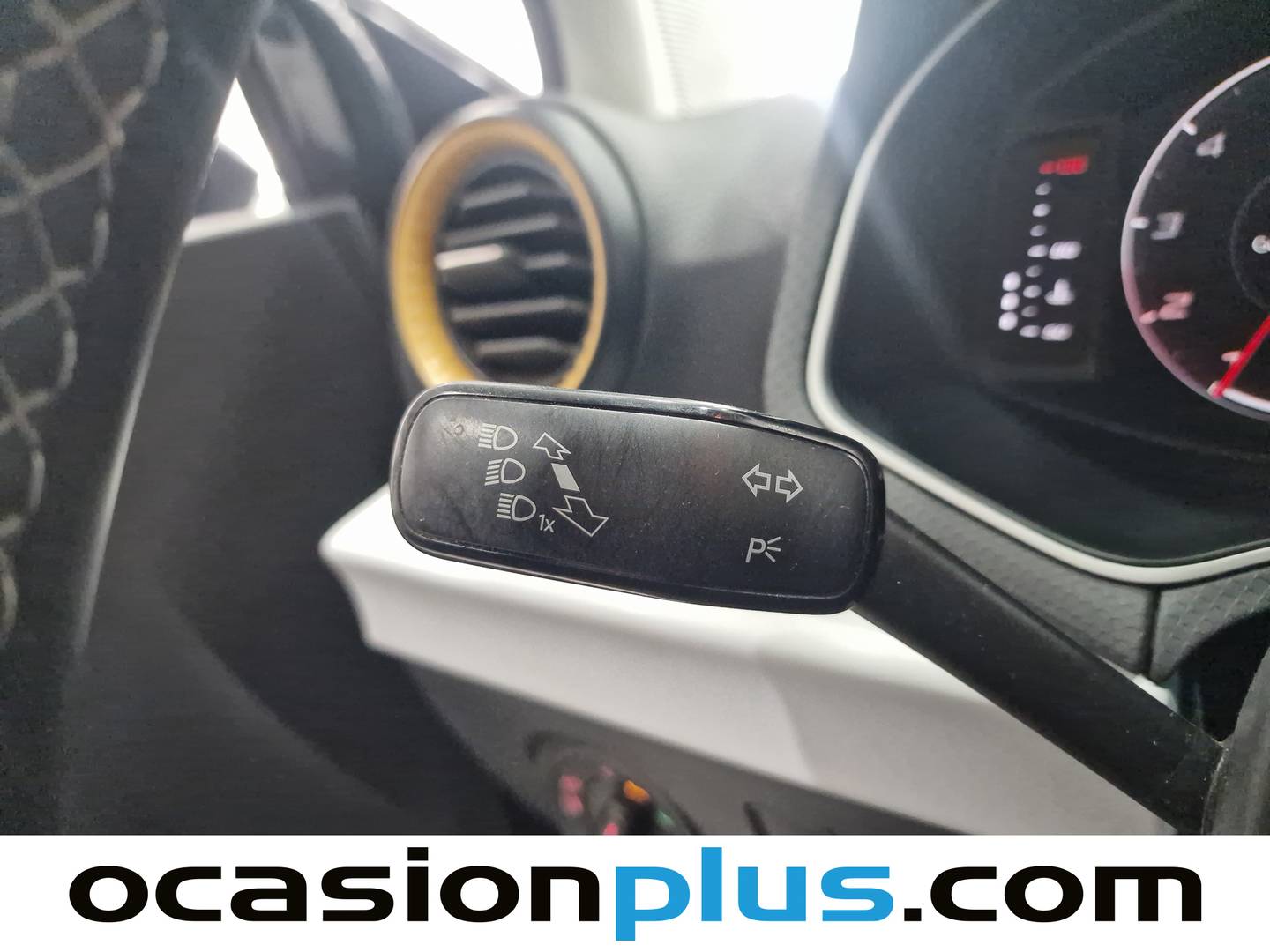 Seat Arona Seat Arona 1.0 TSI Style XL (110 CV) seminuevo