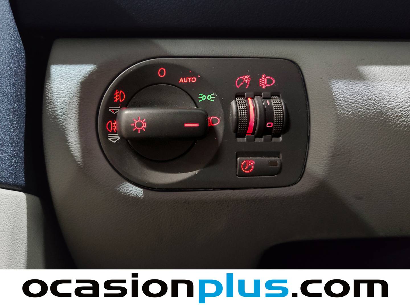 Extras y acabados del Audi A3 Audi A3 Sportback 2.0 TDI DPF  (140 CV) S tronic