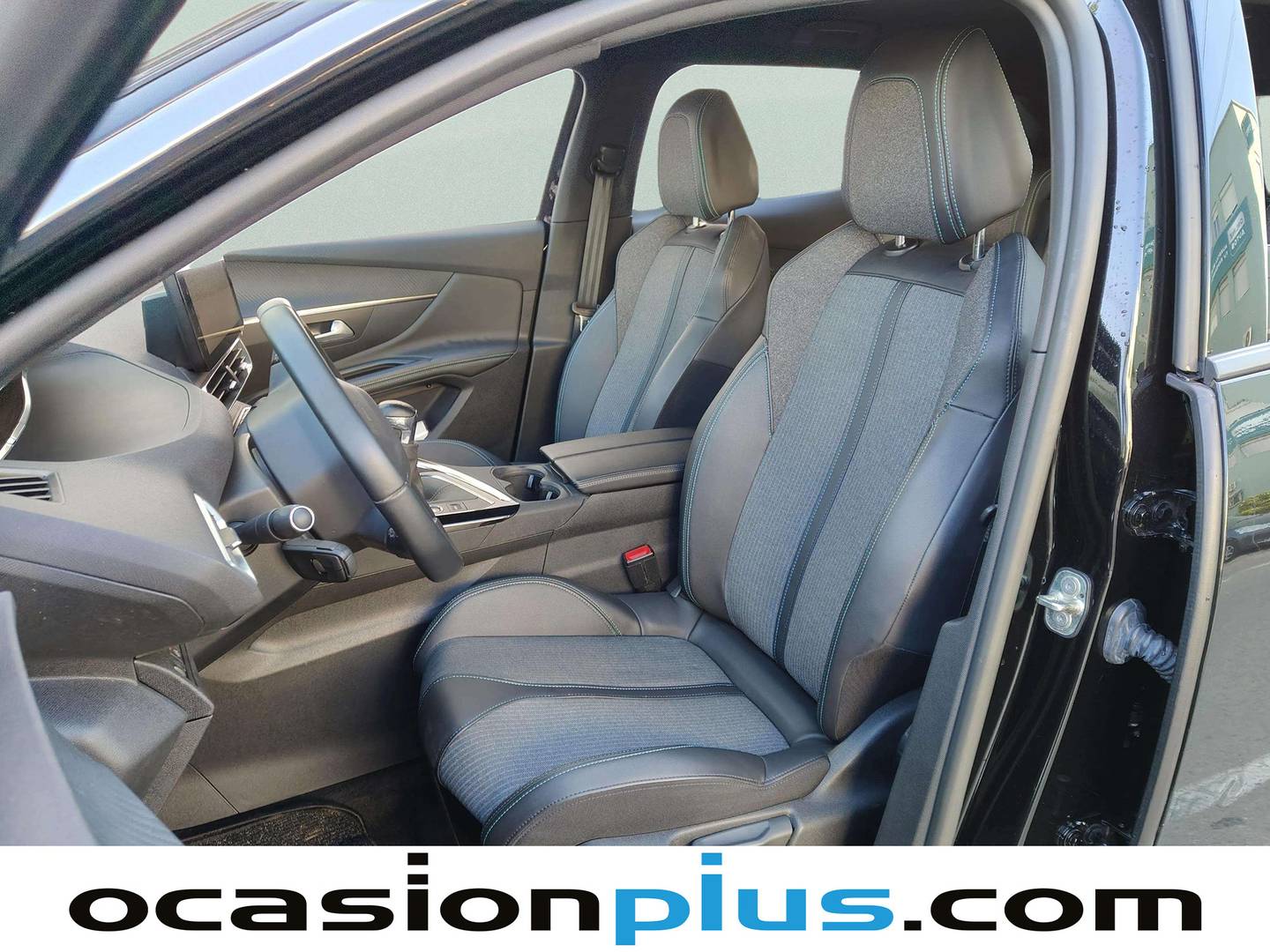 Foto asientos delanteros Peugeot 3008 Peugeot 3008 PureTech 130 S&S Allure Pack (130 CV)