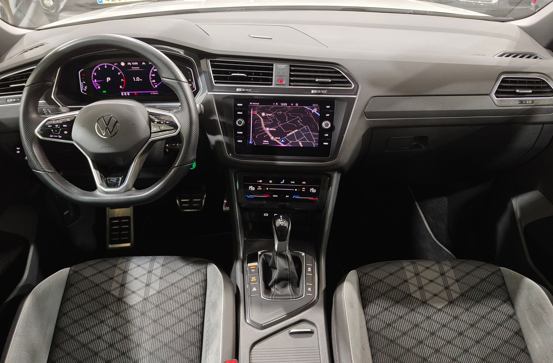 Volkswagen Tiguan R-Line 1.5 TSI DSG - foto 8