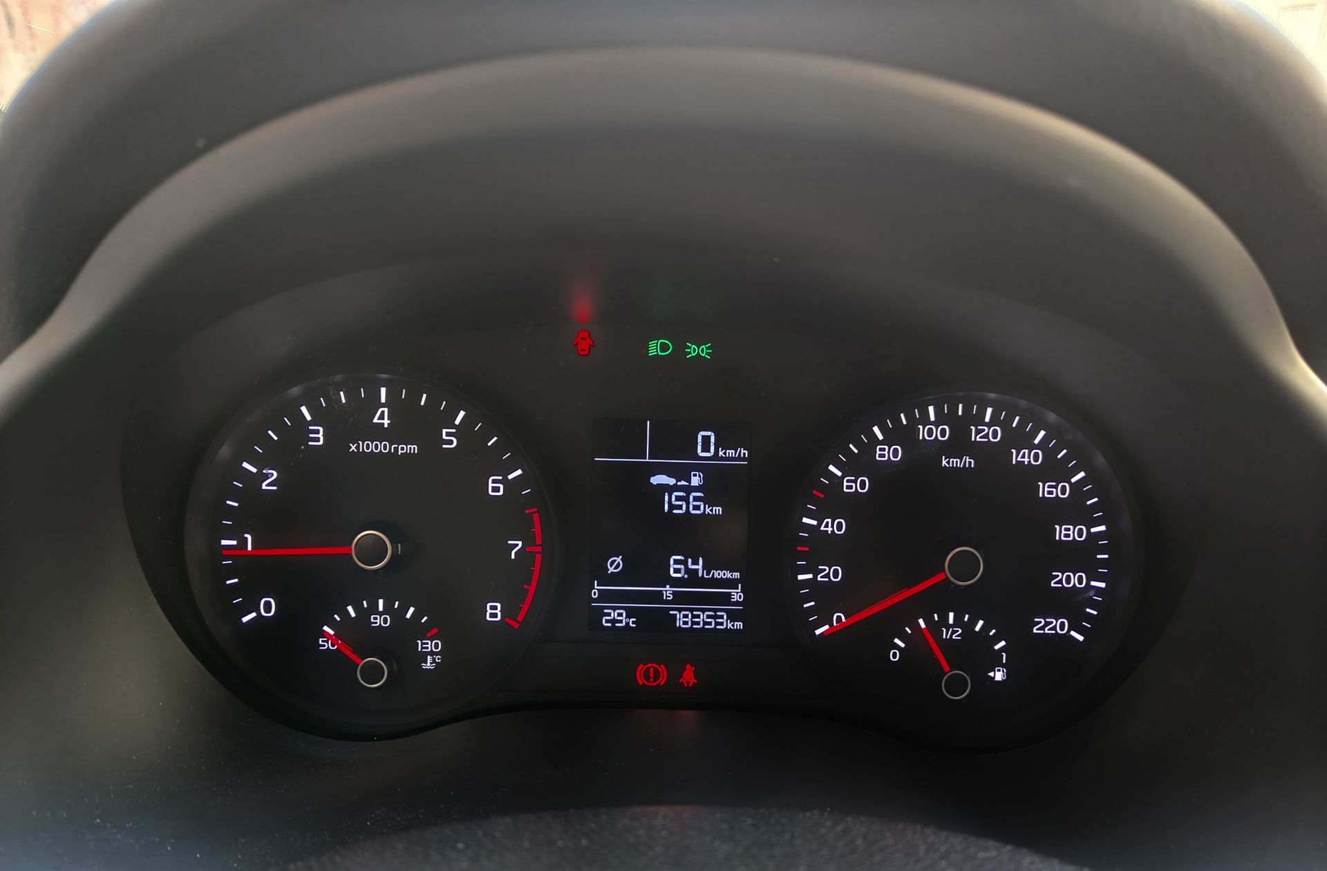 Kia Stonic 1.0 T-GDi Concept - foto 19