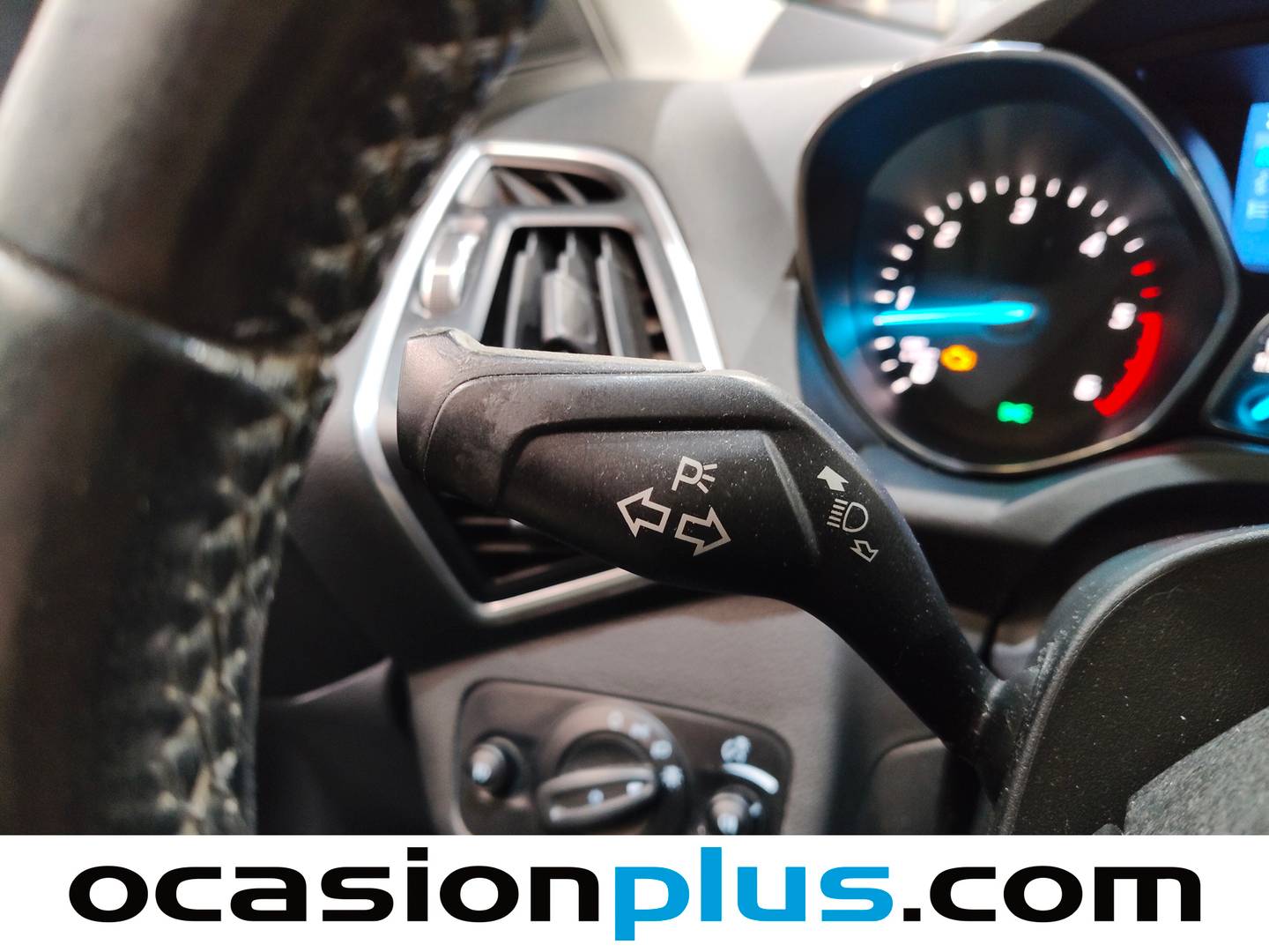 Ford Kuga Ford Kuga 2.0 TDCI S&S Titanium 4x2 (150 CV) seminuevo