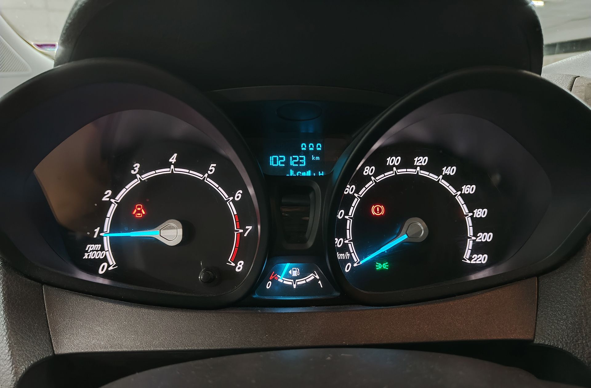 Ford Tourneo Courier 1.0 EcoBoost Sport - foto 20