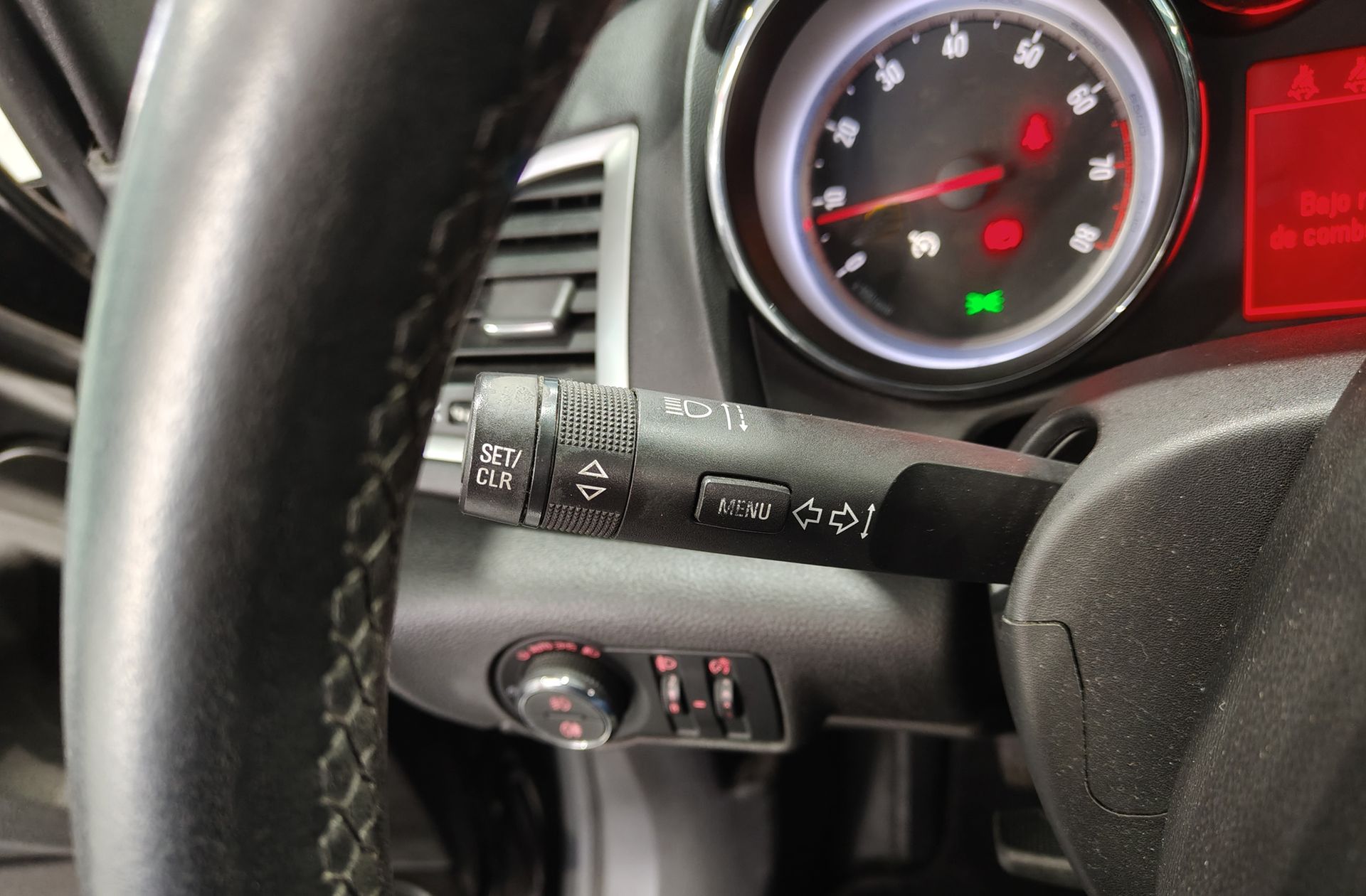 Opel Astra 1.4 Turbo Sport - foto 19