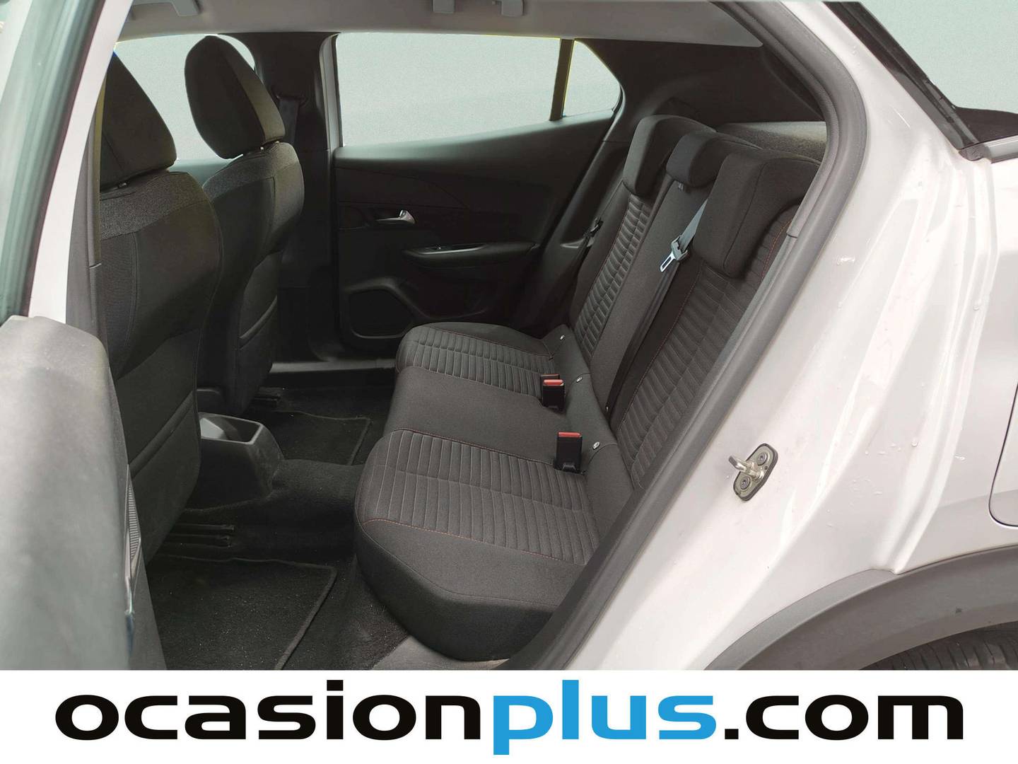 Foto asientos traseros Peugeot 2008 Peugeot 2008 PureTech 100 S&S Active (100 CV)