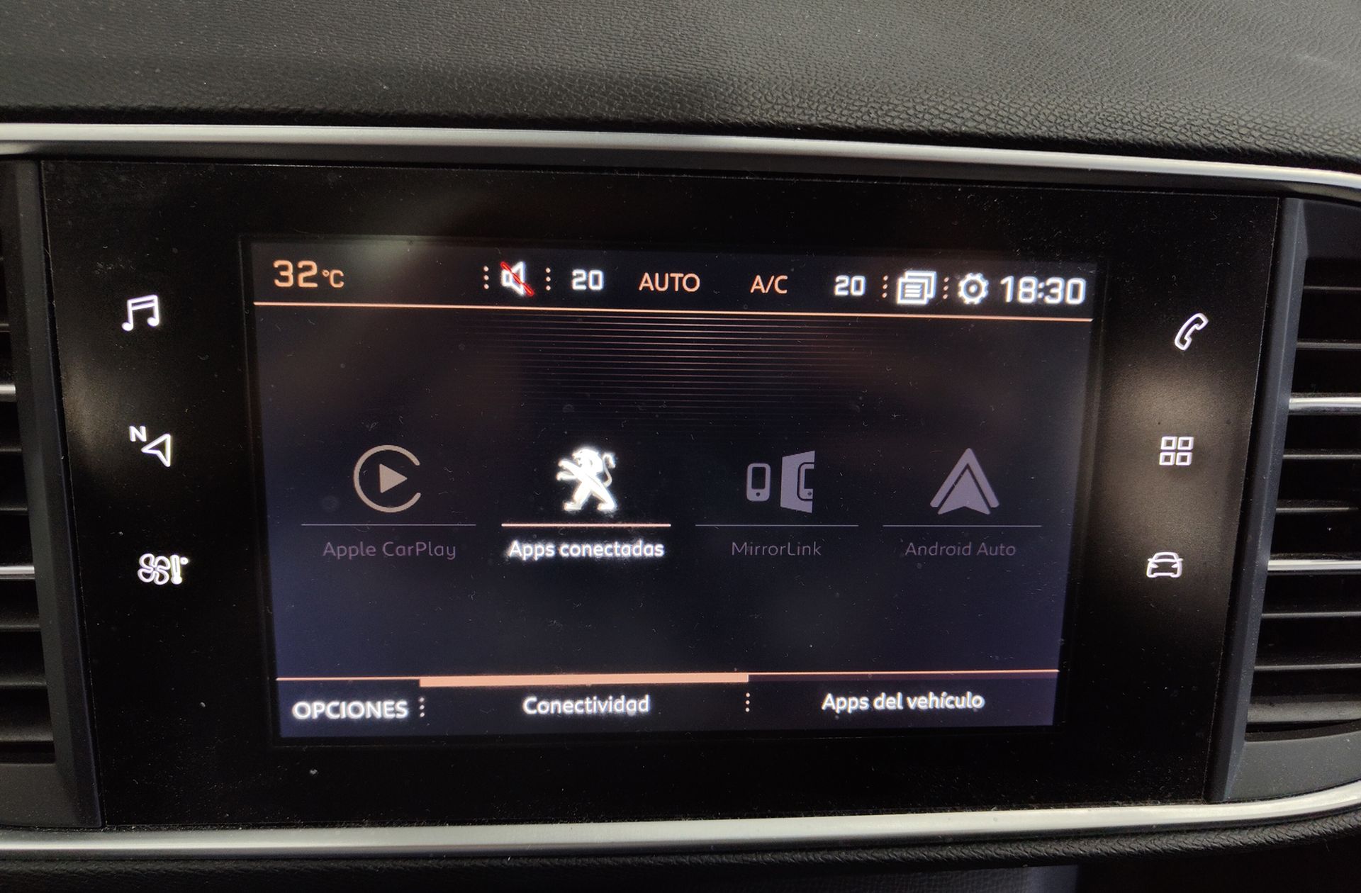 Peugeot 308 BlueHDi 120 Allure EAT6 - foto 9