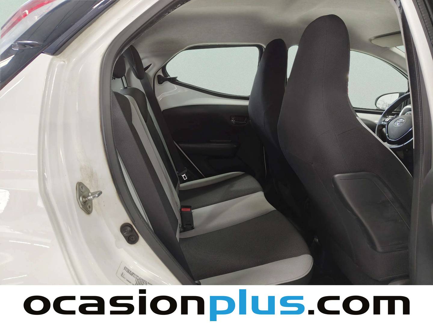 Toyota Aygo Toyota Aygo 1.0 70 x-play (69 CV) al mejor precio