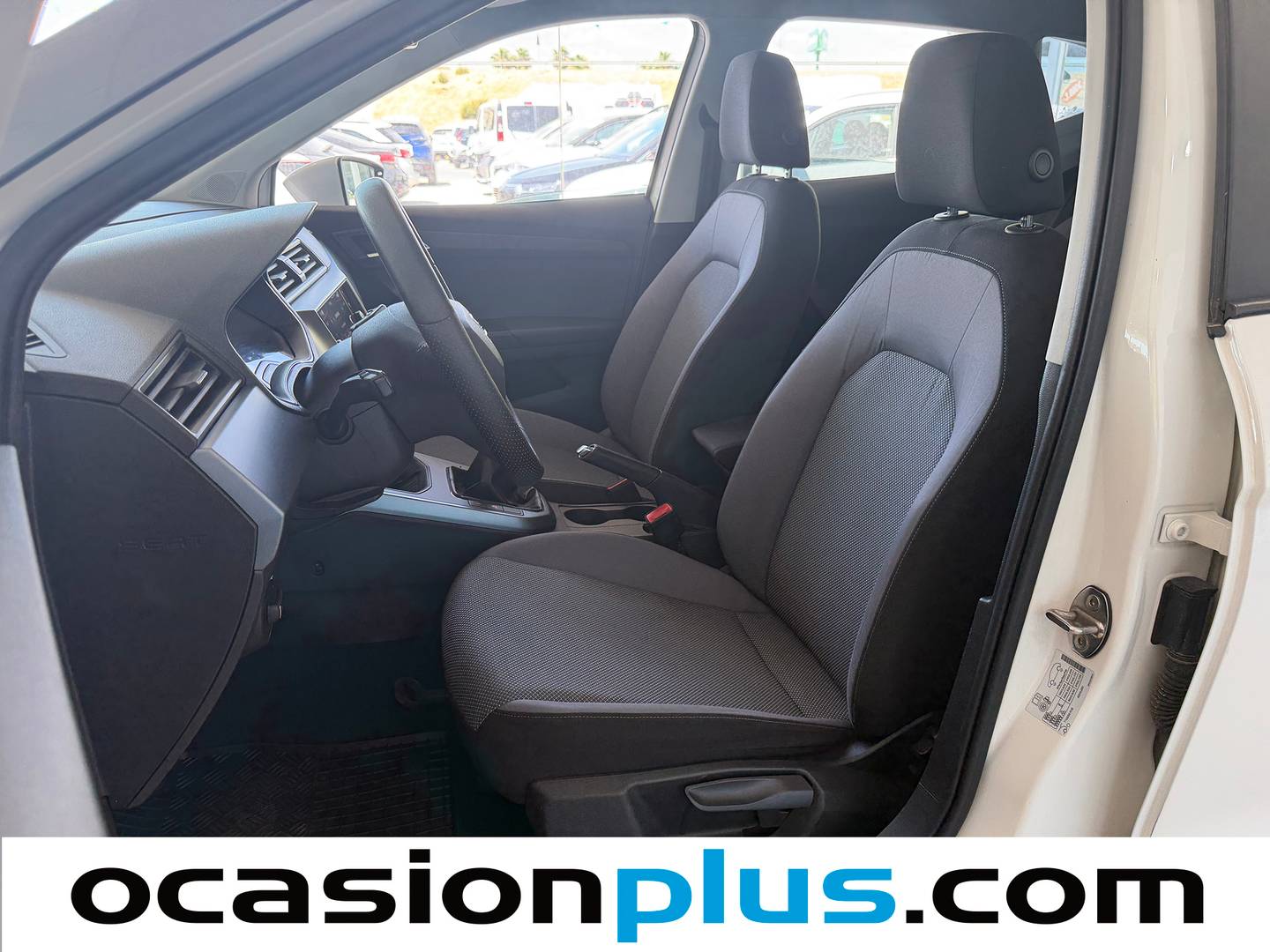 Foto asientos delanteros Seat Arona Seat Arona 1.0 TSI Ecomotive S&S Style (95 CV)
