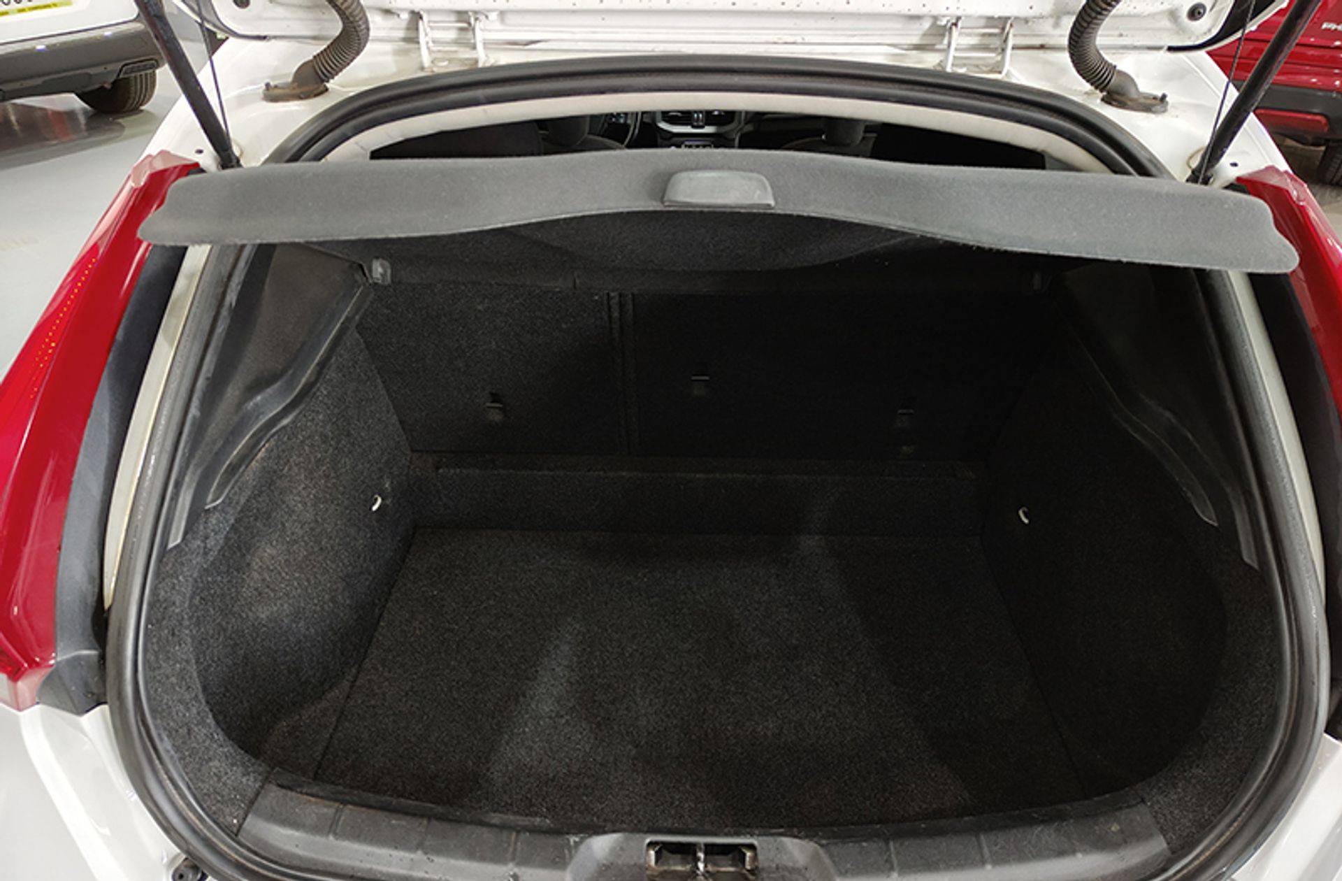 Volvo V40 1.6 D2 Kinetic - foto 13