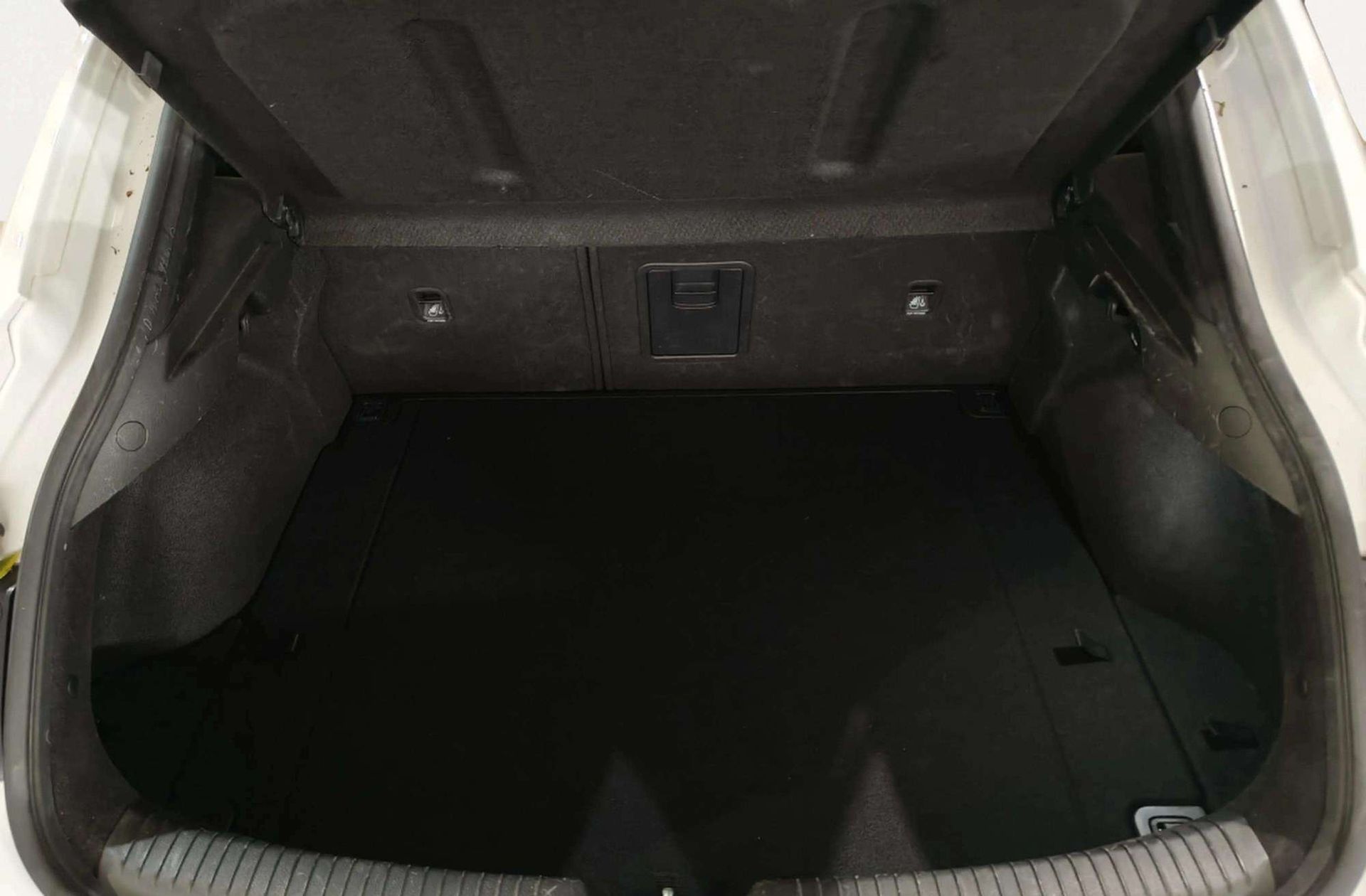 Hyundai i30 Fastback 1.4 T-GDi Tecno - foto 18