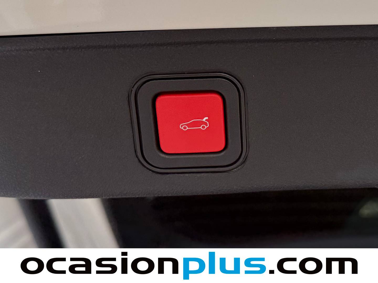 Accesorios del Alfa Romeo Junior ALFA ROMEO Junior Ibrida Speciale (136CV)