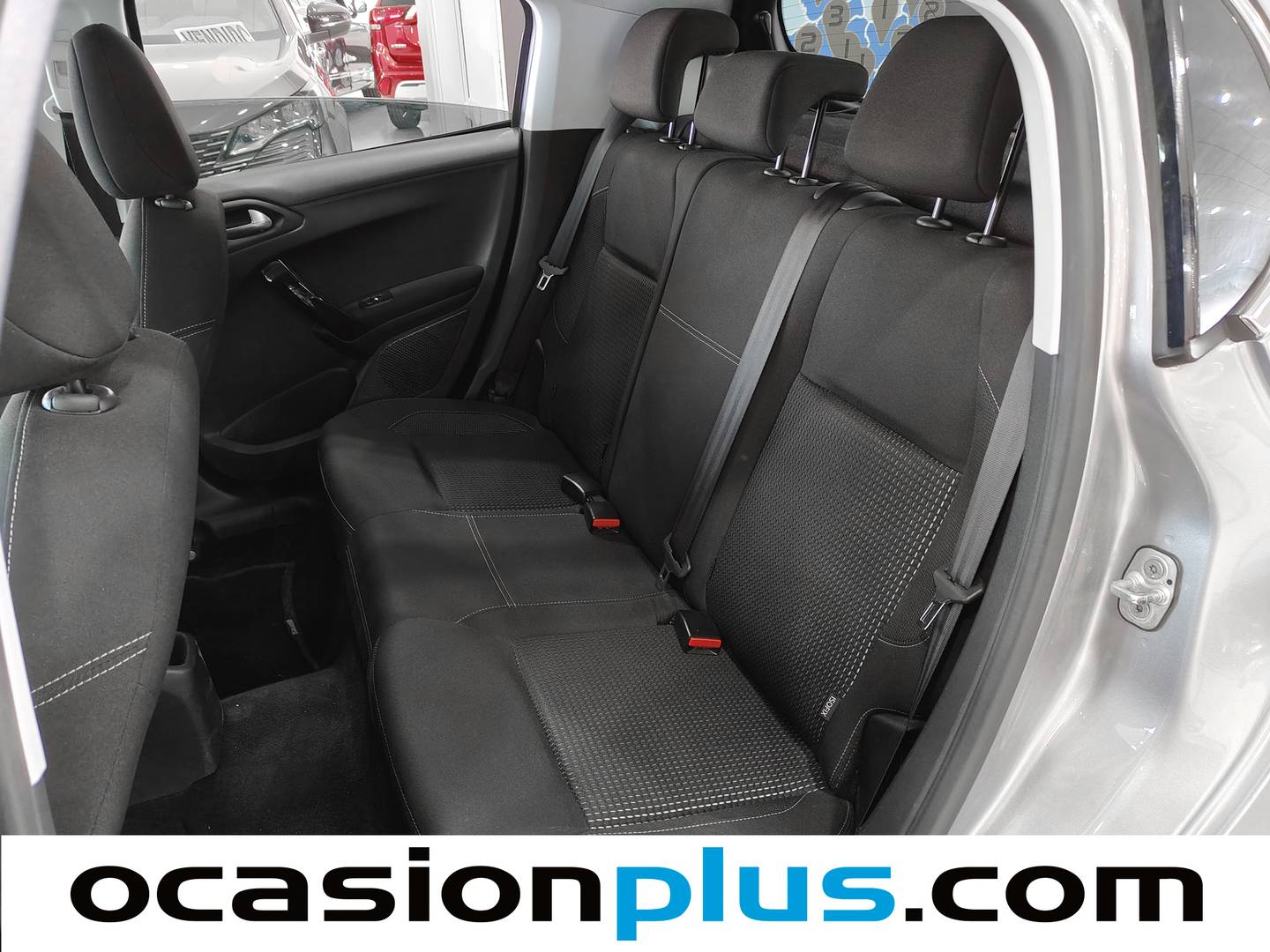Foto asientos traseros Peugeot 208 Peugeot 208 PureTech 110 S&S Tech Edition (110 CV)