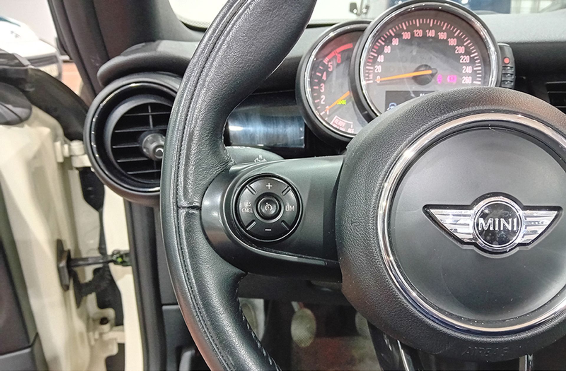 MINI Cooper Cabrio Cooper D - foto 26