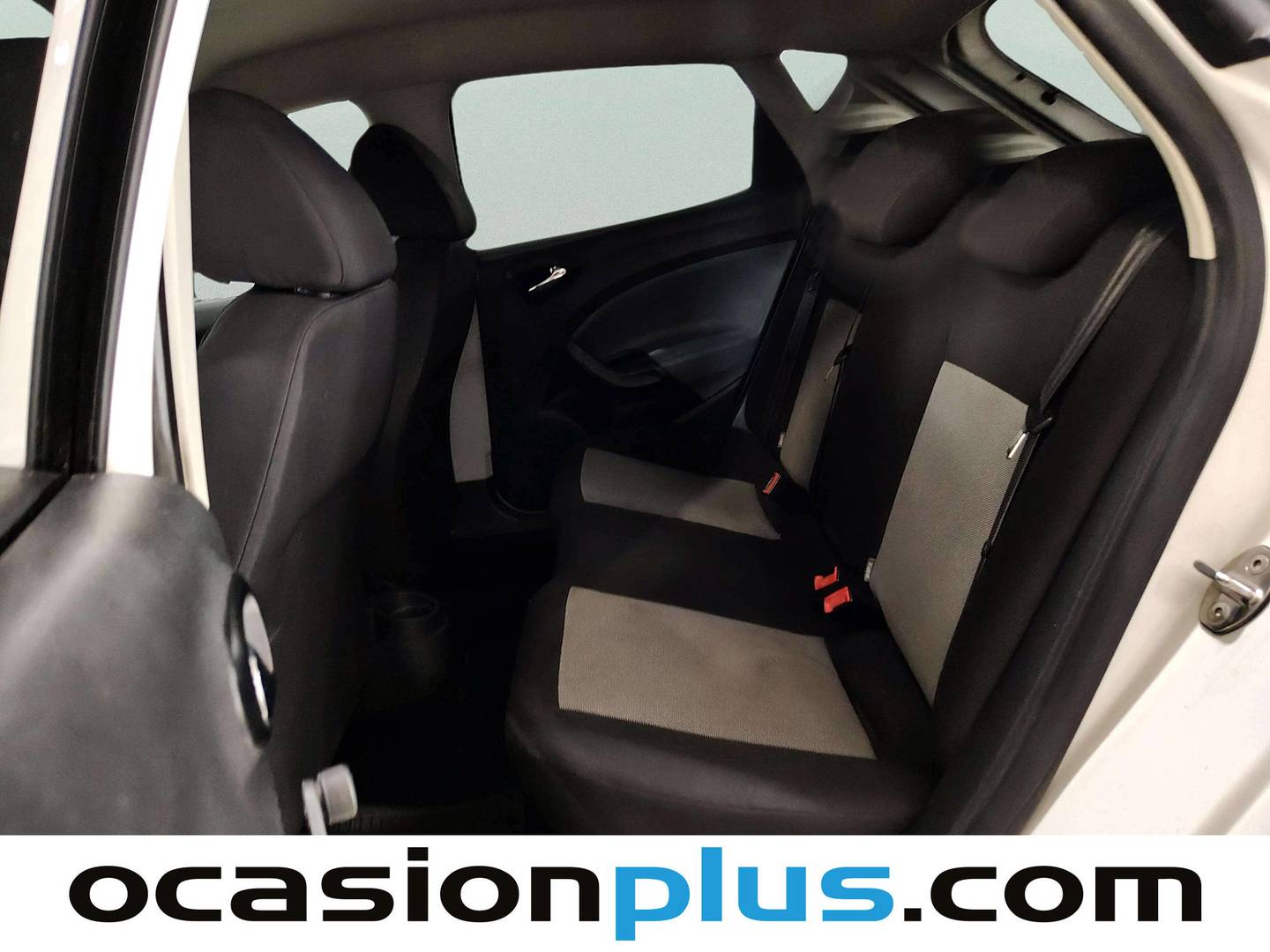Foto asientos traseros Seat Ibiza Seat Ibiza 1.2 TSI Reference Plus (90 CV)
