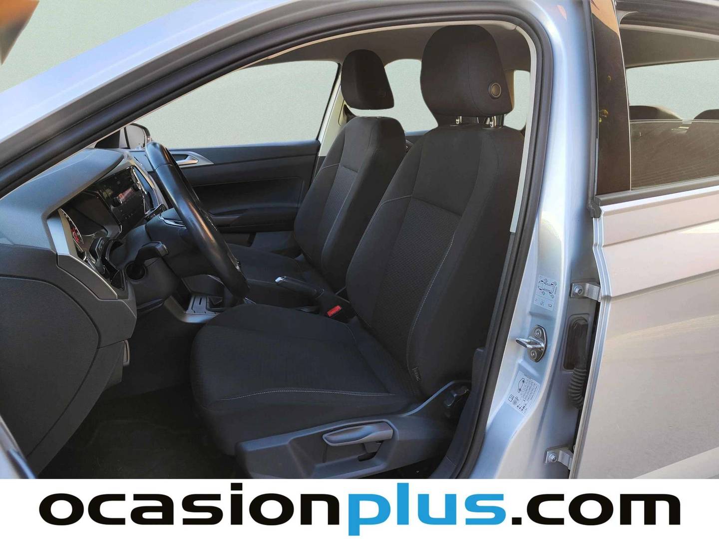 Foto asientos delanteros Volkswagen Polo Volkswagen Polo Advance 1.0 TSI (95 CV)
