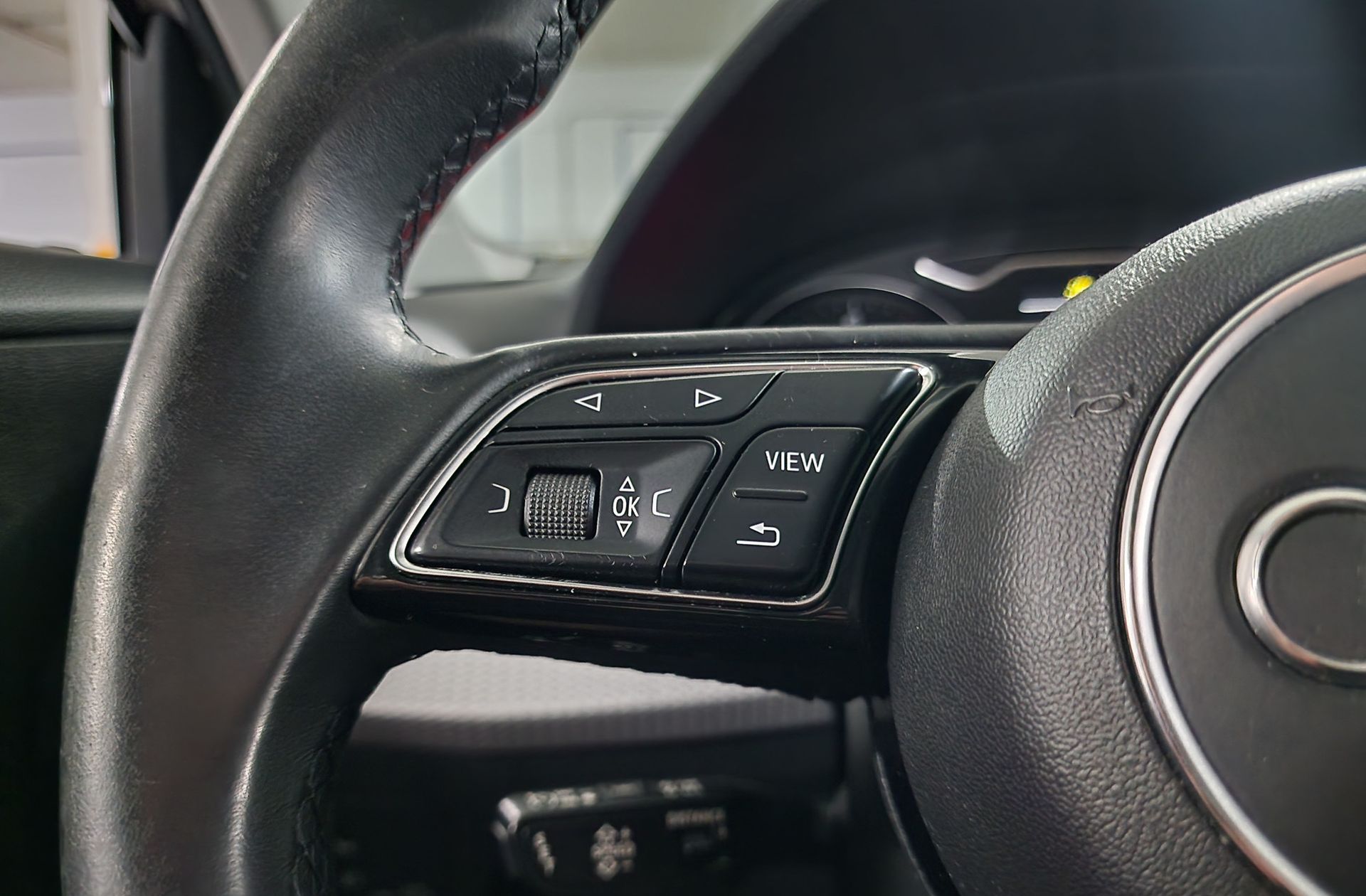Audi Q2 30 TDI - foto 27