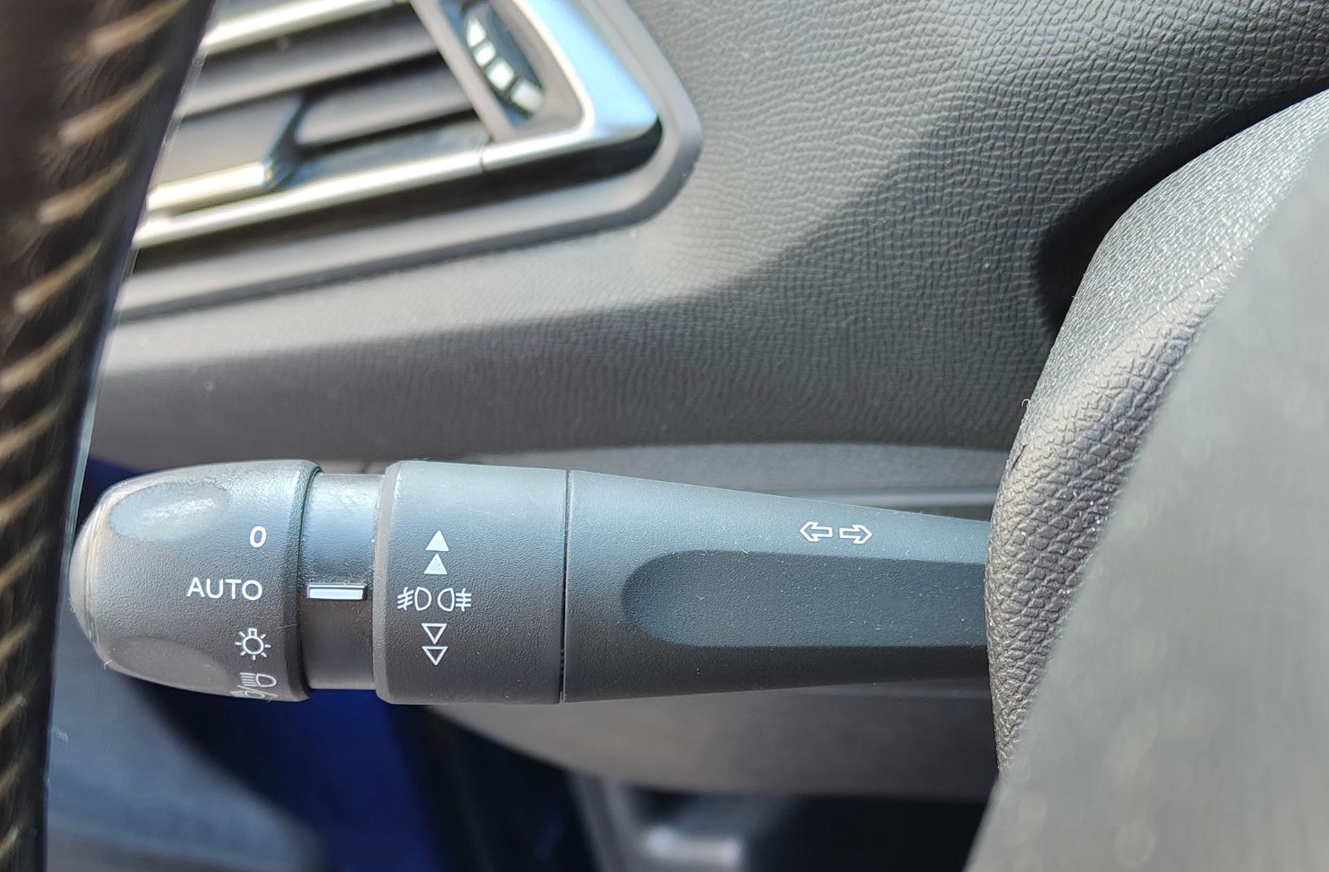 Peugeot 308 PureTech 130 Style - foto 26