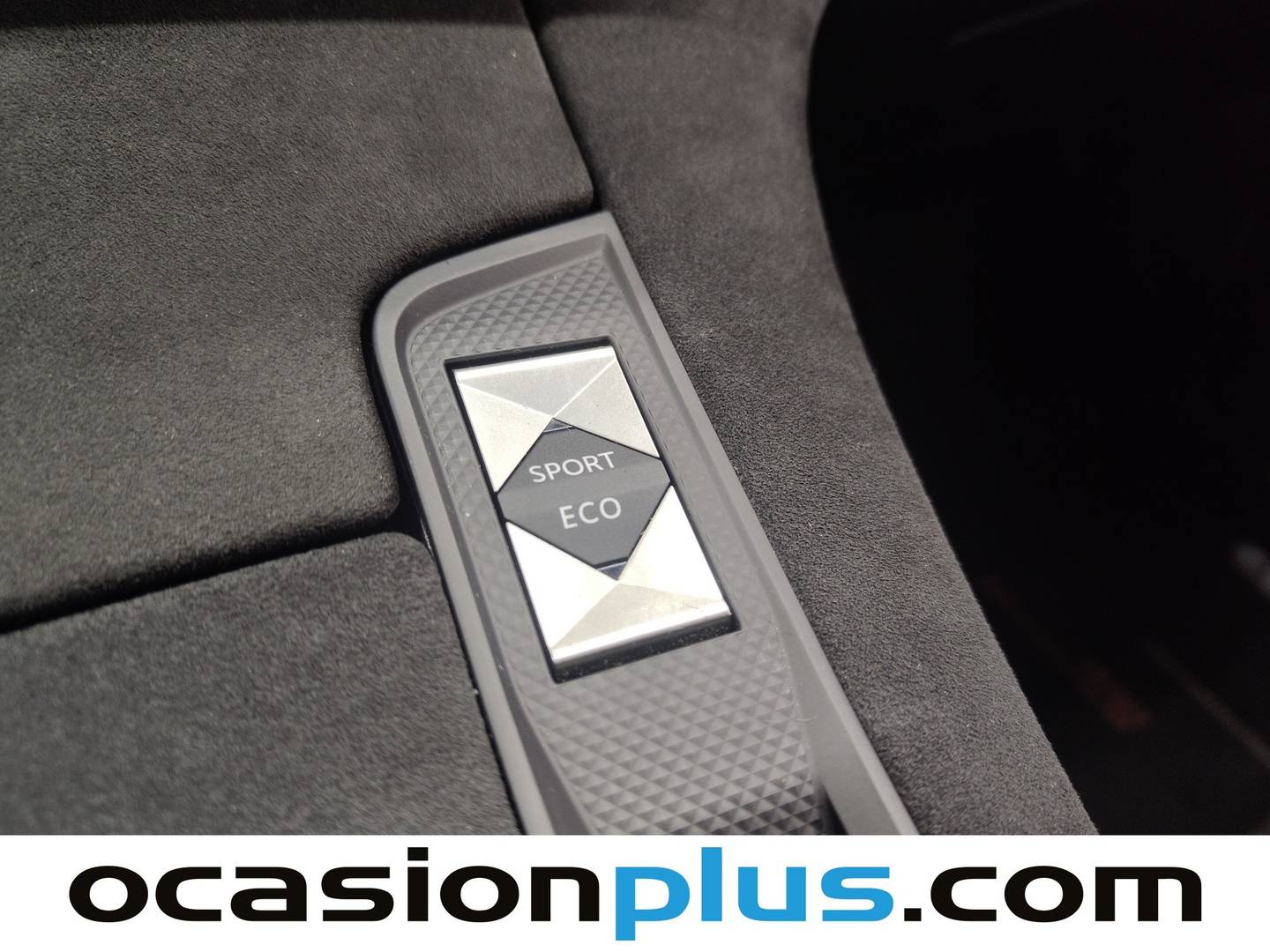 DS DS 7 Crossback DS DS7 Crossback PureTech 130 Performance Line Auto (130 CV) 131cv