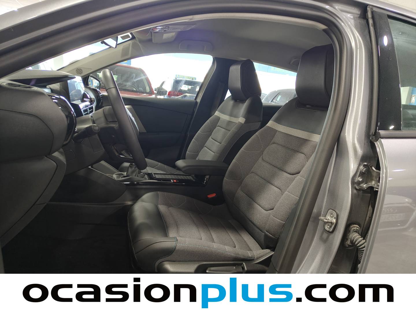 Foto asientos delanteros Citroën C4 Citroen C4 PureTech 130 S&S 6v Plus (131 CV)