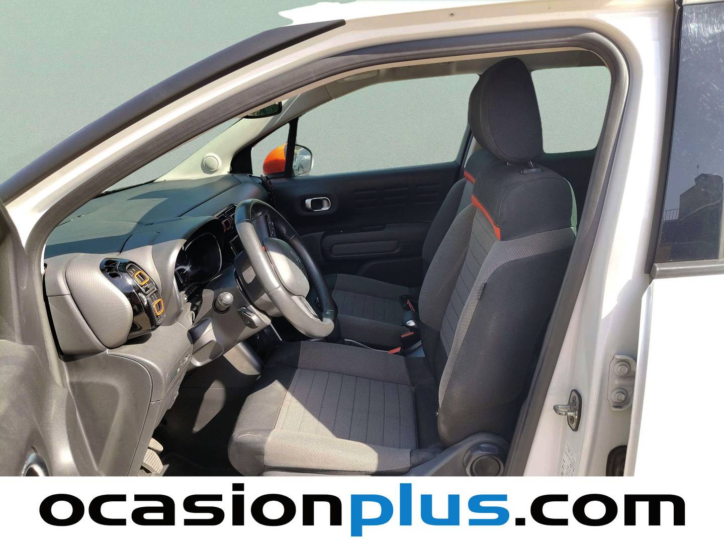 Foto asientos delanteros Citroën C3 Aircross Citroën C3 Aircross PureTech 110 S&S Shine (110 CV)