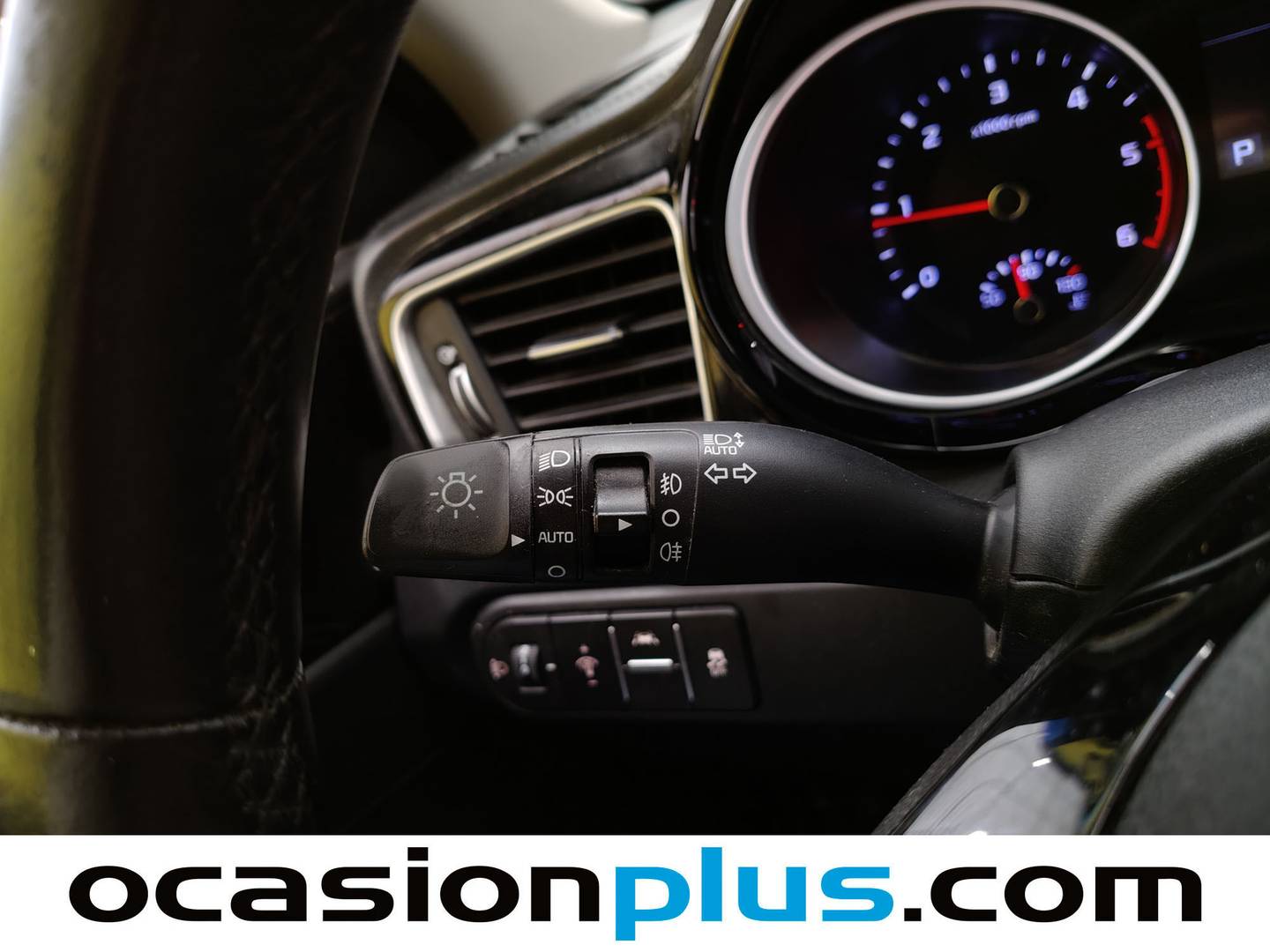 Foto KIA Ceed Kia Ceed 1.6 CRDi Tech DCT (136 CV)