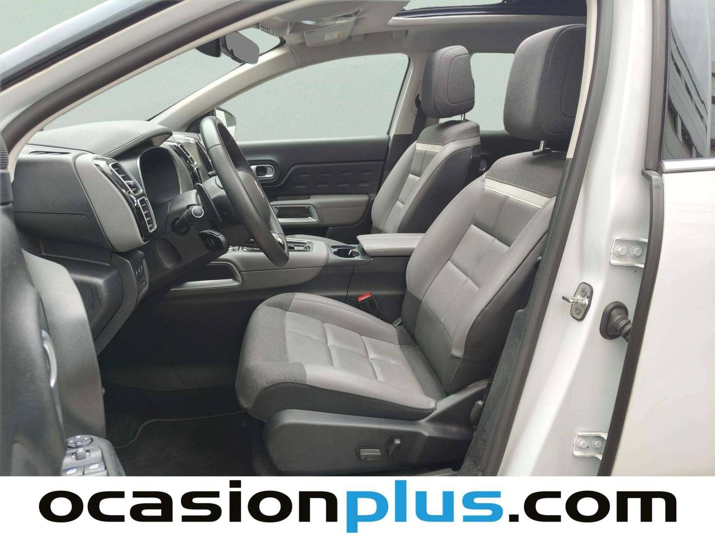 Foto asientos delanteros Citroën C5 Aircross Hybrid Citroën C5 Aircross Hybrid 225 Shine Pack e-EAT8 (225 CV)
