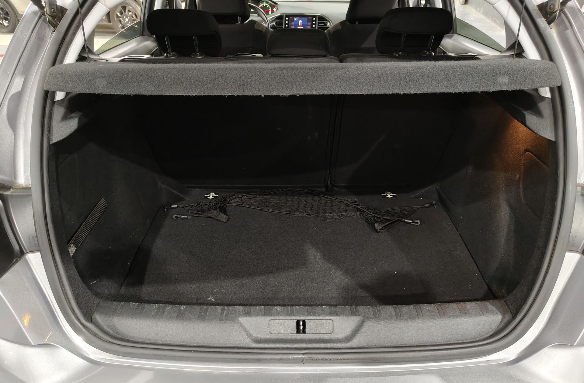 Peugeot 308 BlueHDi 100 Style - foto 15