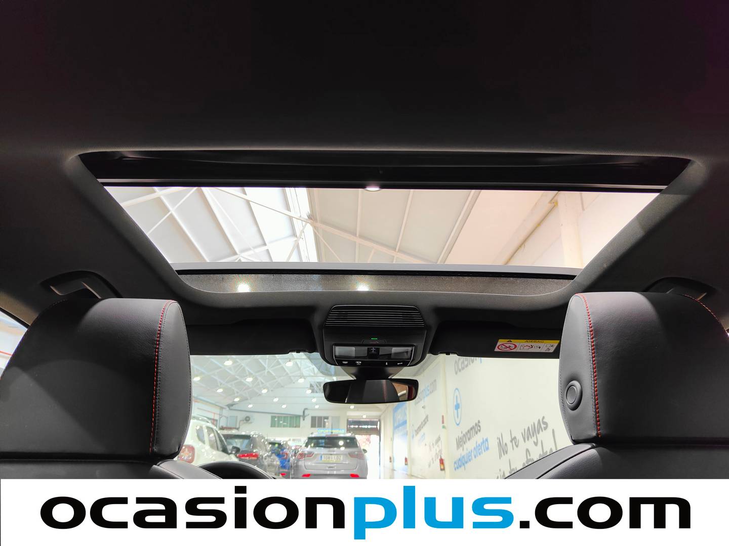 Extras y acabados del Seat León Seat León 1.0 eTSI S&S FR XL DSG (110 CV)