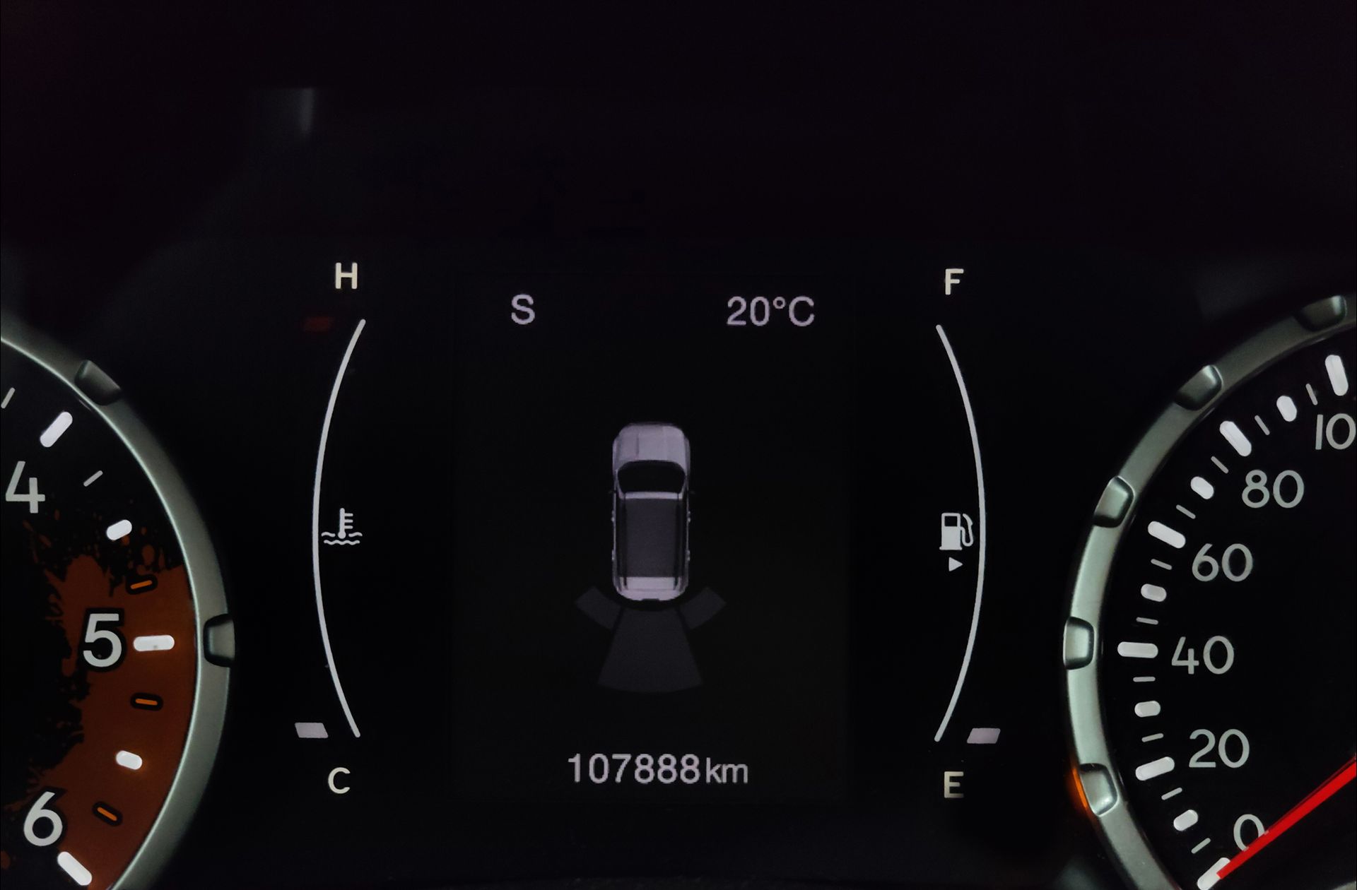 Jeep Renegade 1.6 MultiJet Dawn of Justice 4x2 - foto 9