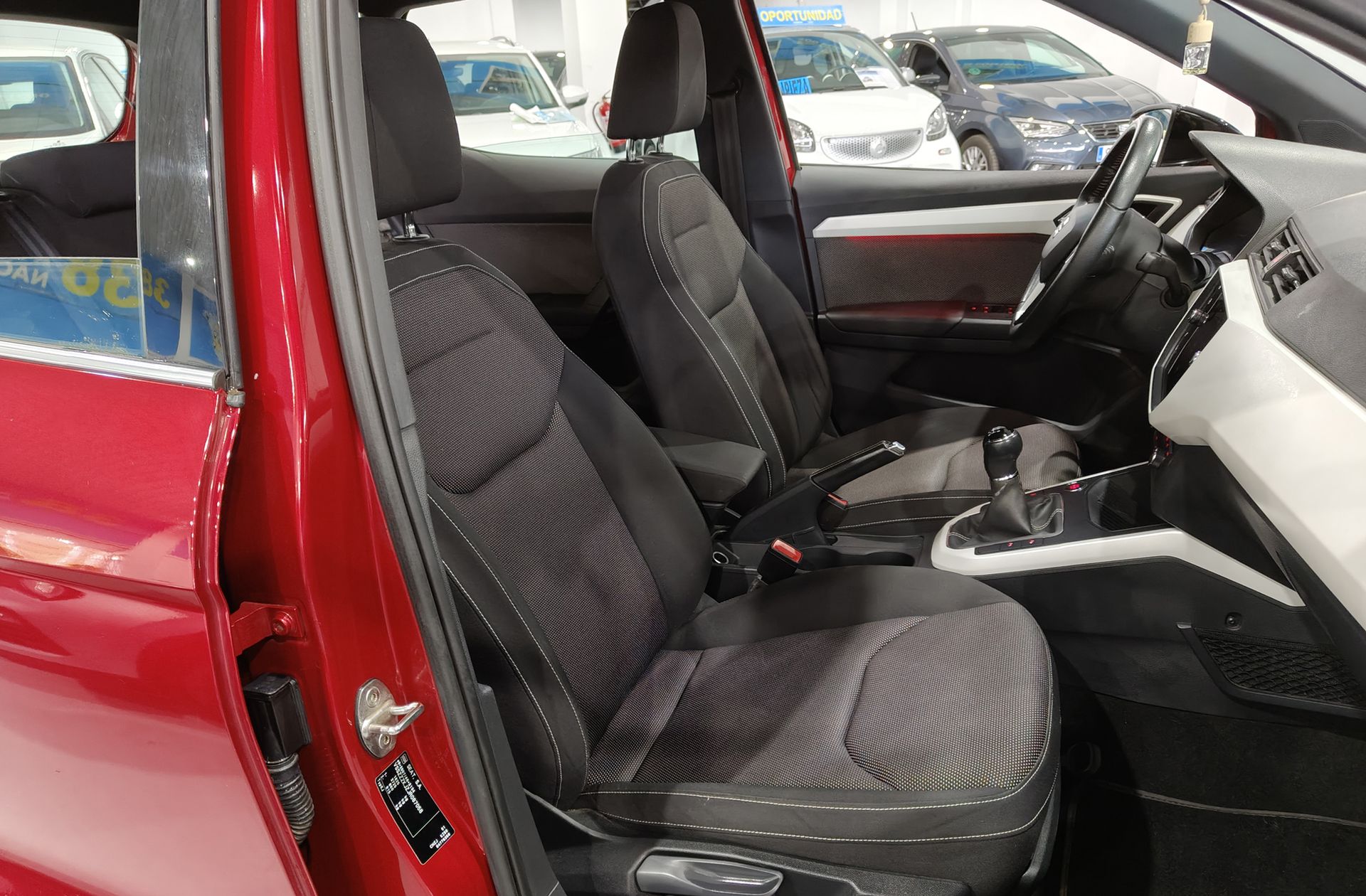 SEAT Arona 1.0 TSI Ecomotive Xcellence - foto 18