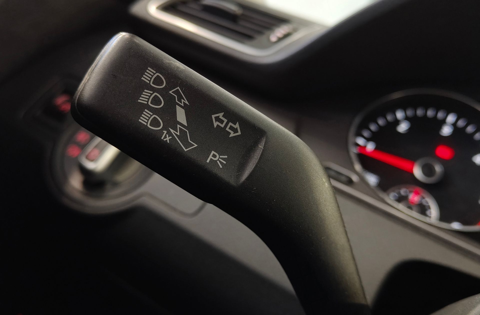 Volkswagen Passat Variant Exclusive 2.0 TDI BMT DSG - foto 27