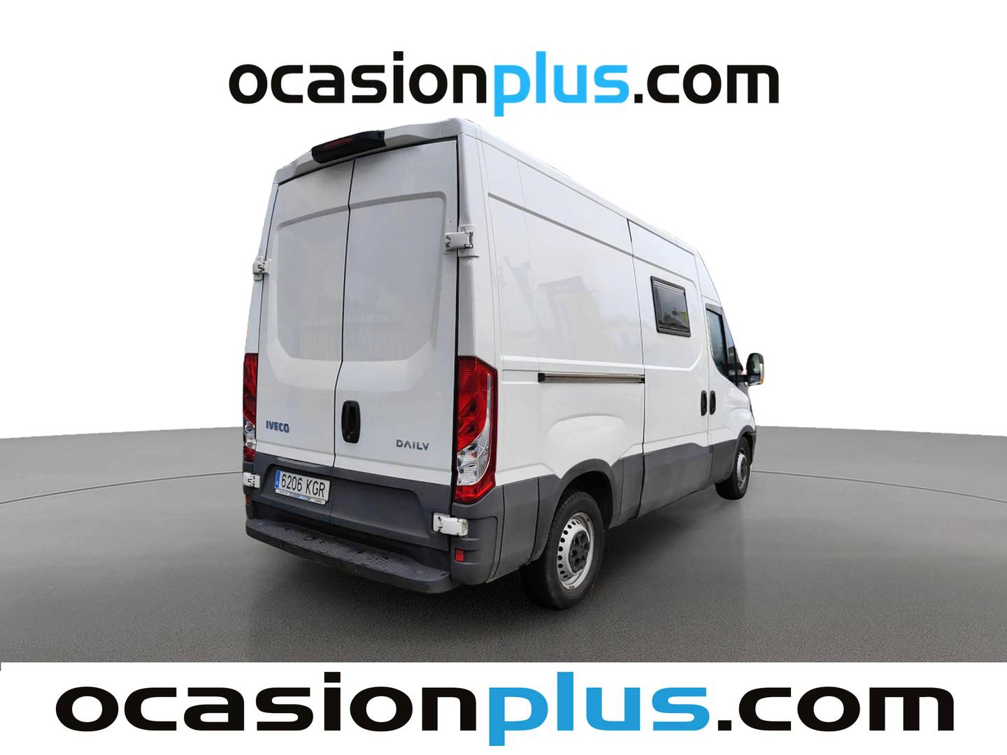 Foto trasera Iveco Daily Iveco Daily 2.3 TD 35S 16 3520/H2 (156 CV) Camperizada derecha