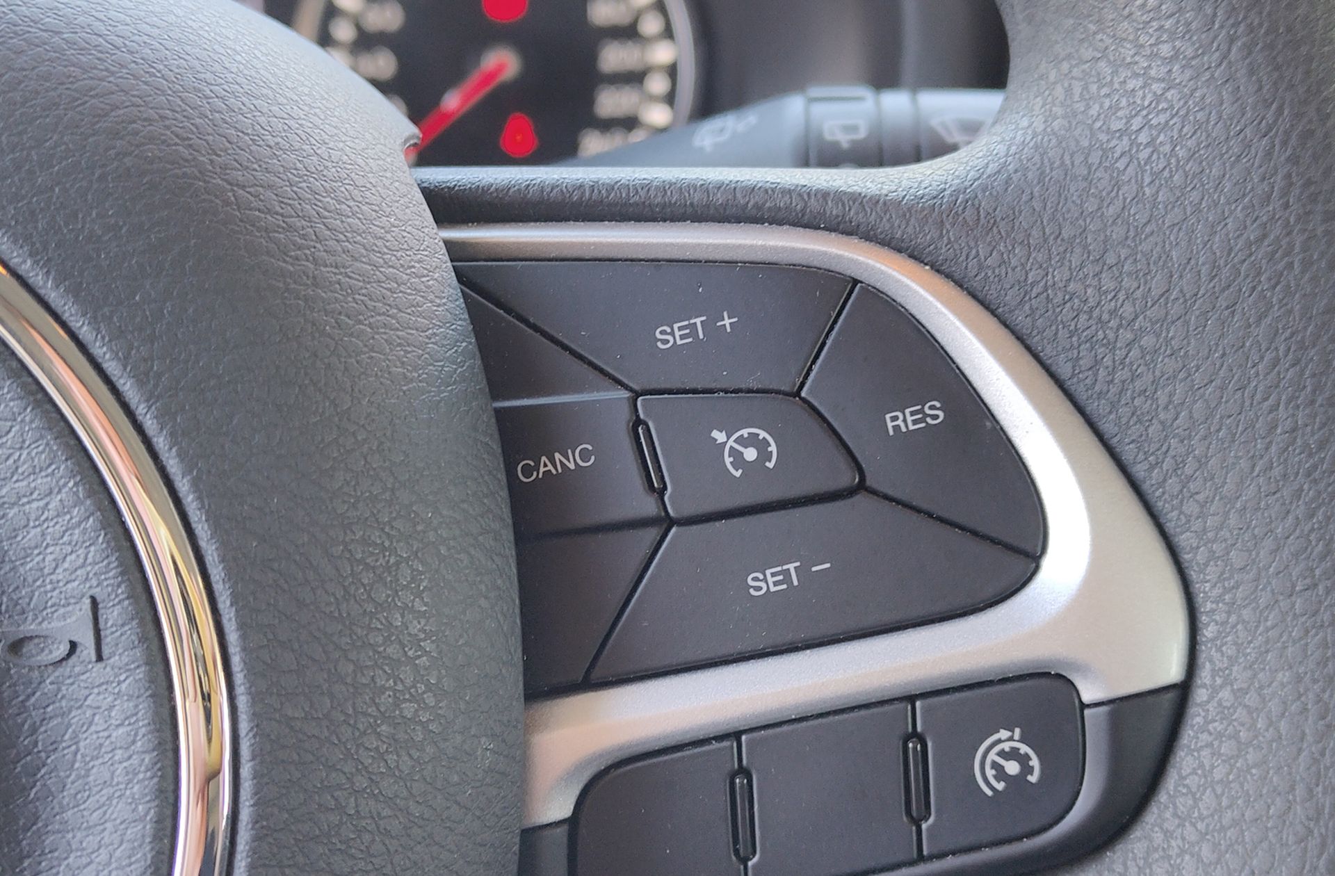 Jeep Renegade 1.0G Sport Plus 4x2 - foto 23
