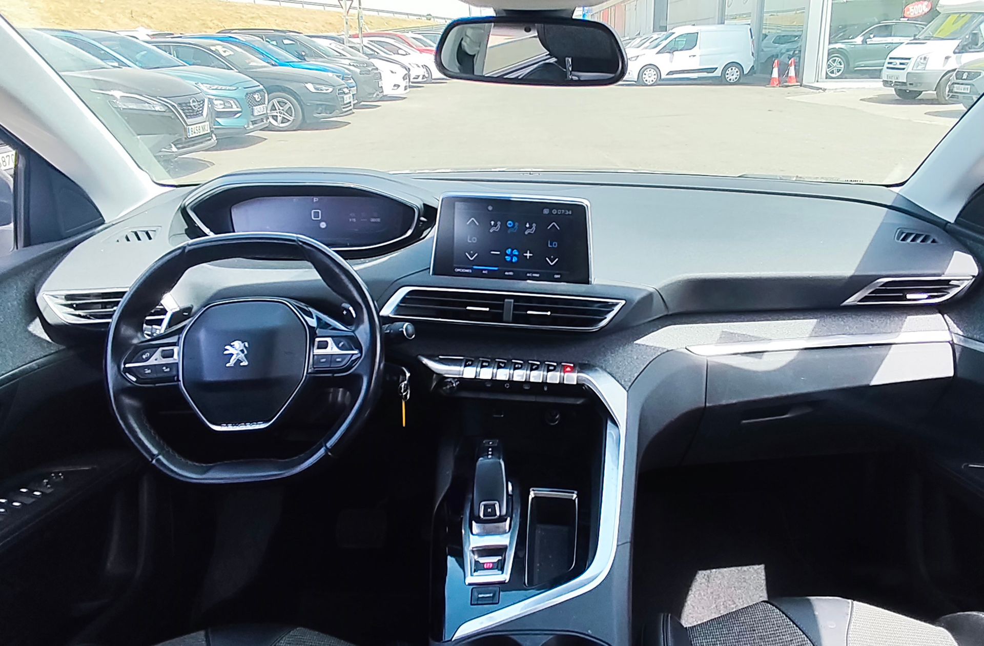 Peugeot 5008 BlueHDi 130 Allure EAT8 7 plazas - foto 7