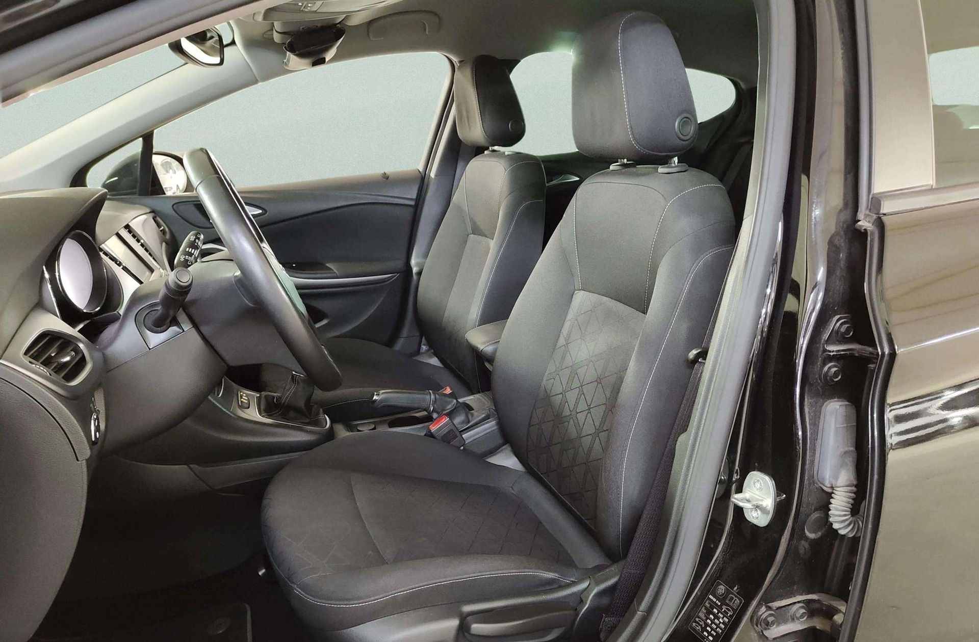Opel Astra 1.6 CDTI 120 Aniversario - foto 11